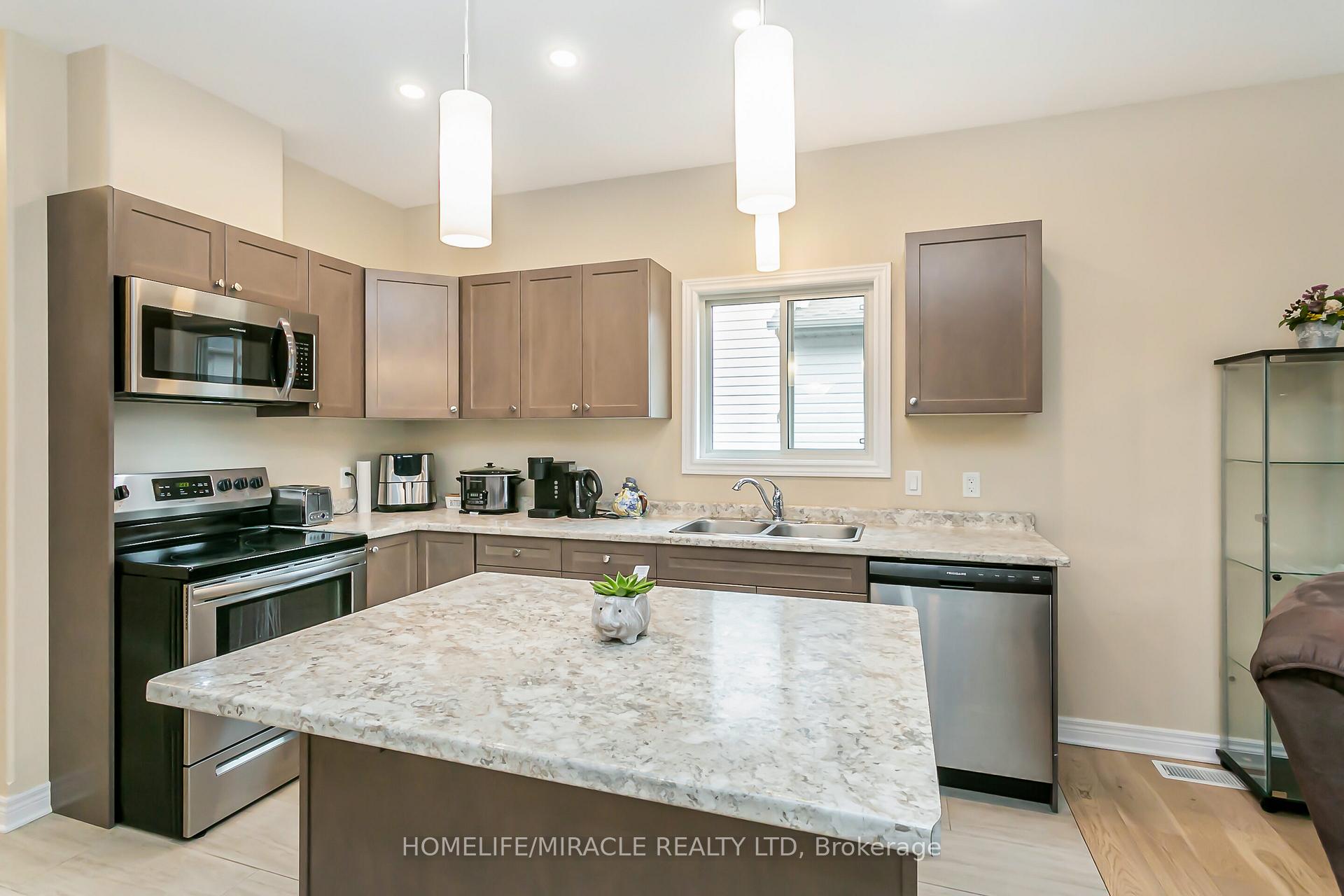 Photo 15 of 15 Tucker Street, Thorold, Hurricane/Merrittville — HOMEH
