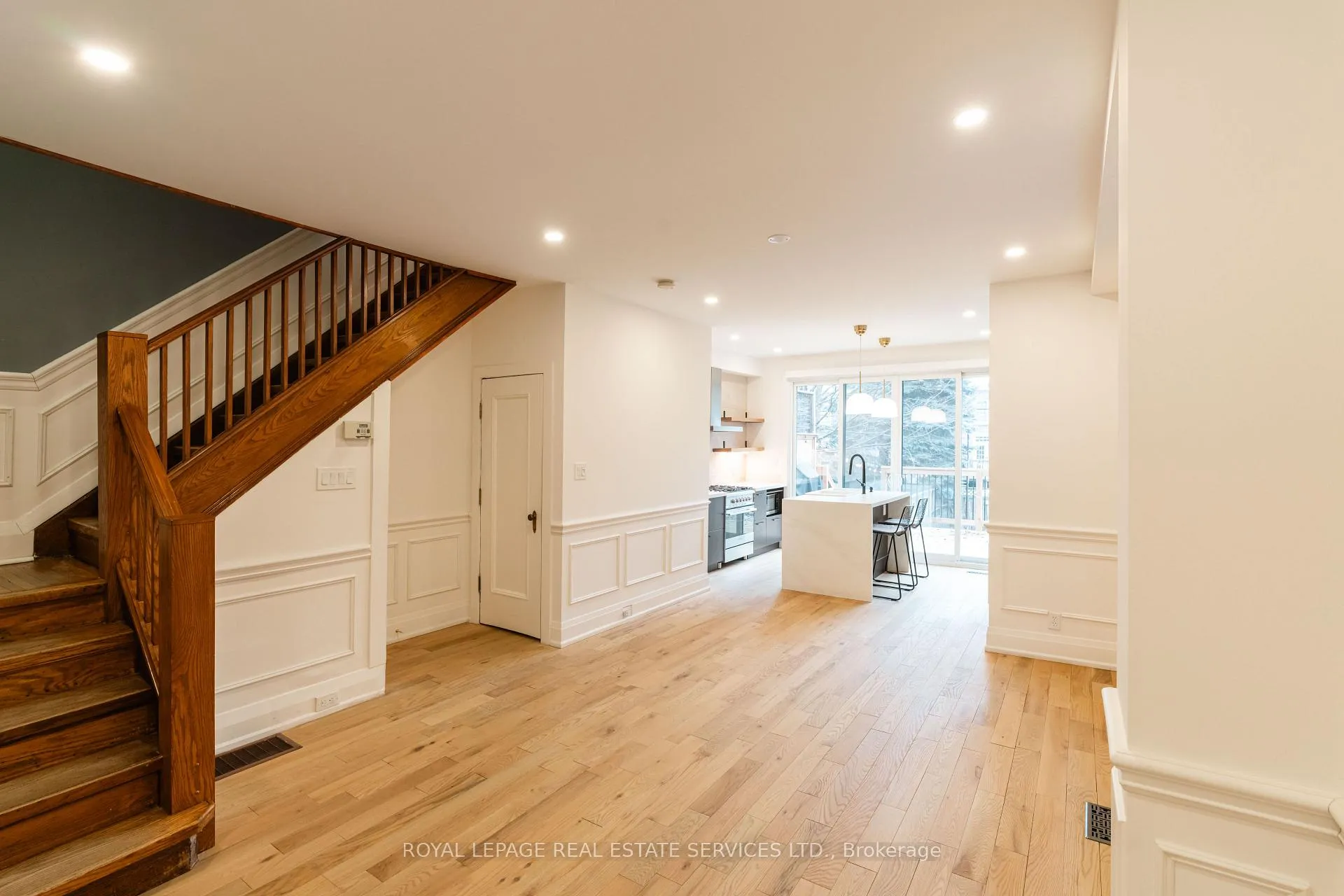 Photo 7 of 51 Wolverleigh Boulevard, Toronto, Danforth — HOMEH