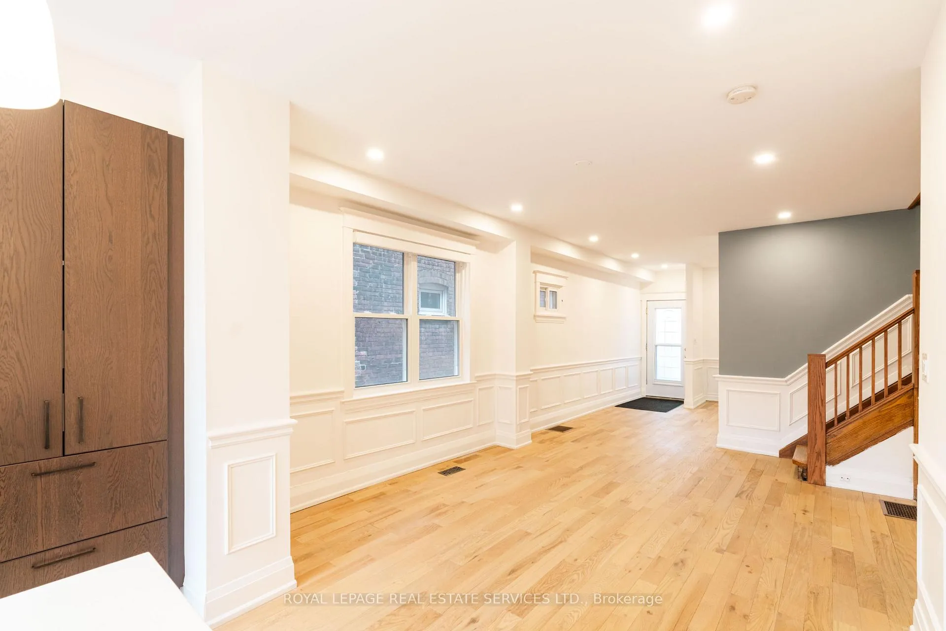 Photo 32 of 51 Wolverleigh Boulevard, Toronto, Danforth — HOMEH
