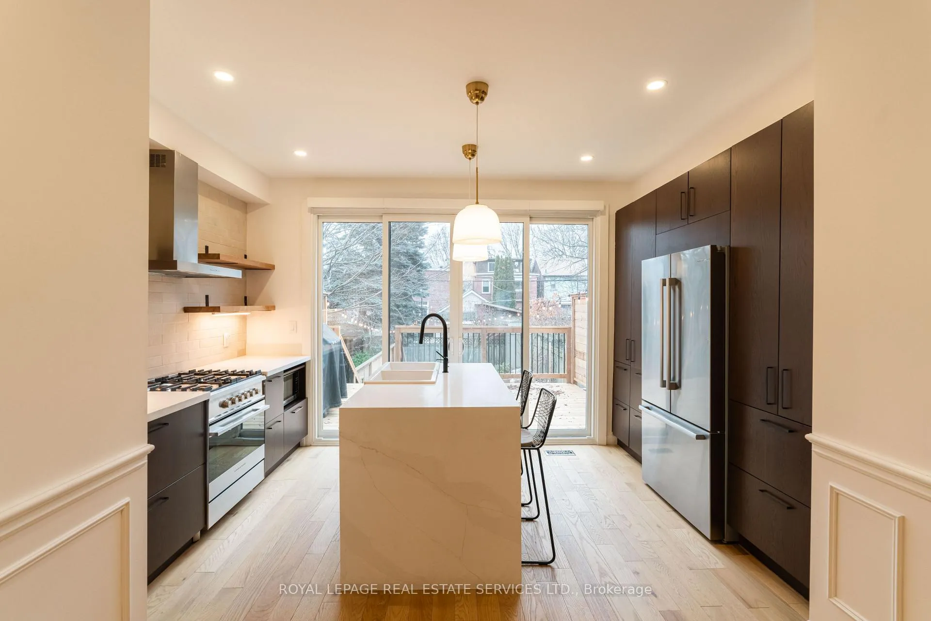 Photo 33 of 51 Wolverleigh Boulevard, Toronto, Danforth — HOMEH