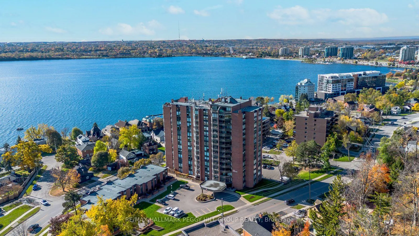 Photo 2 of Unit 504, 181 Collier Street, Barrie, City Centre — HOMEH