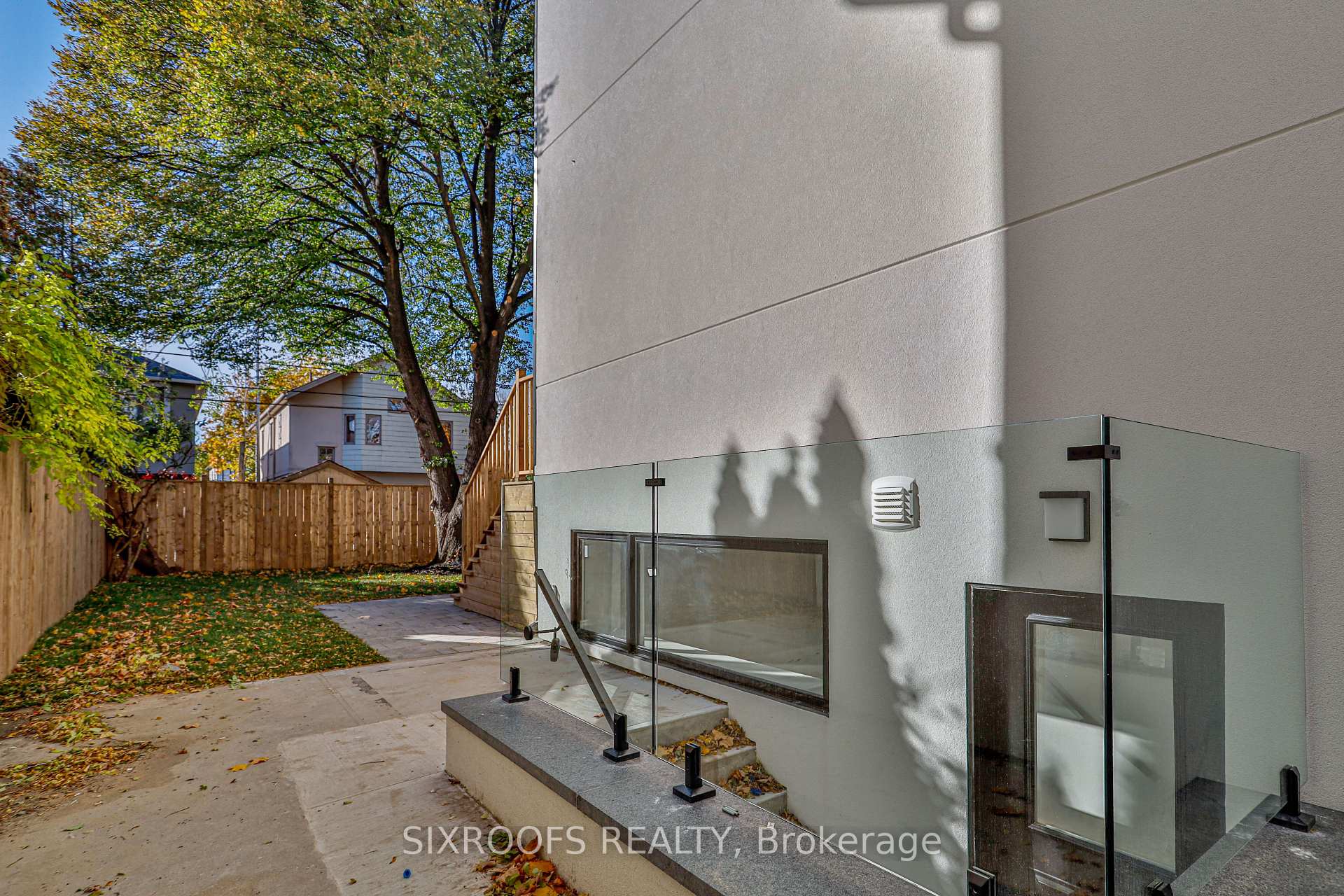 Photo 50 of 104 Roosevelt Road, Toronto, Danforth Village-East York — HOMEH