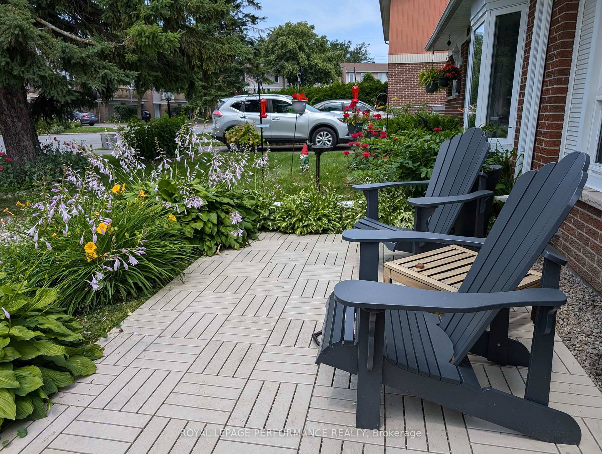 Photo 4 of 81 Dalehurst Drive, Ottawa, Tanglewood — HOMEH