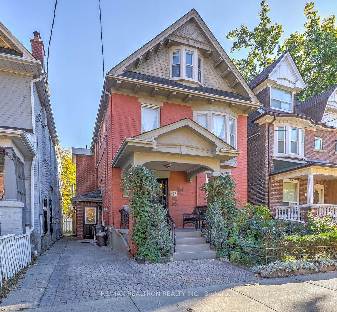Front of 667 Pape Avenue