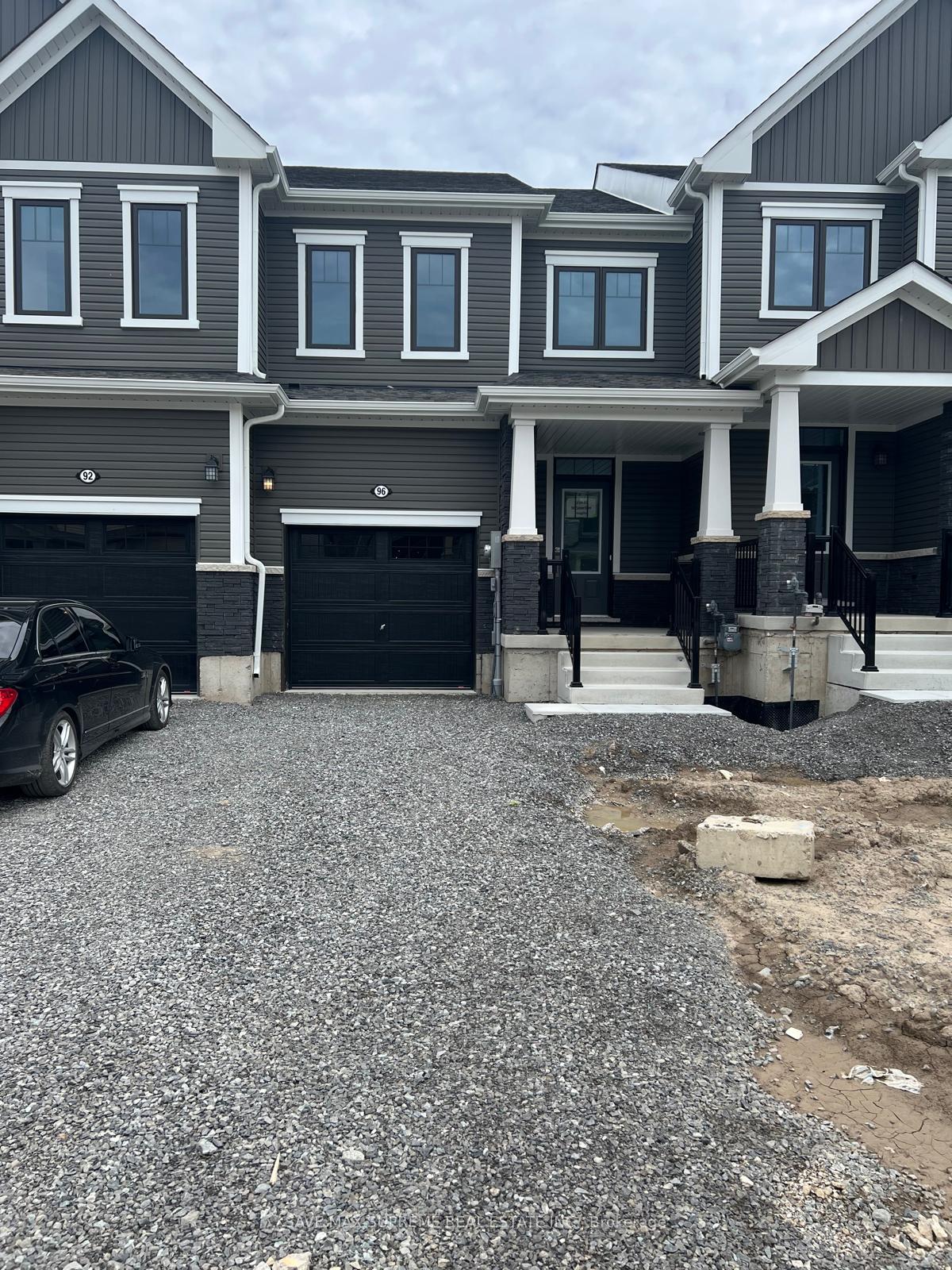 Photo 2 of 96 Selection Heights, Thorold, Rolling Meadows — HOMEH
