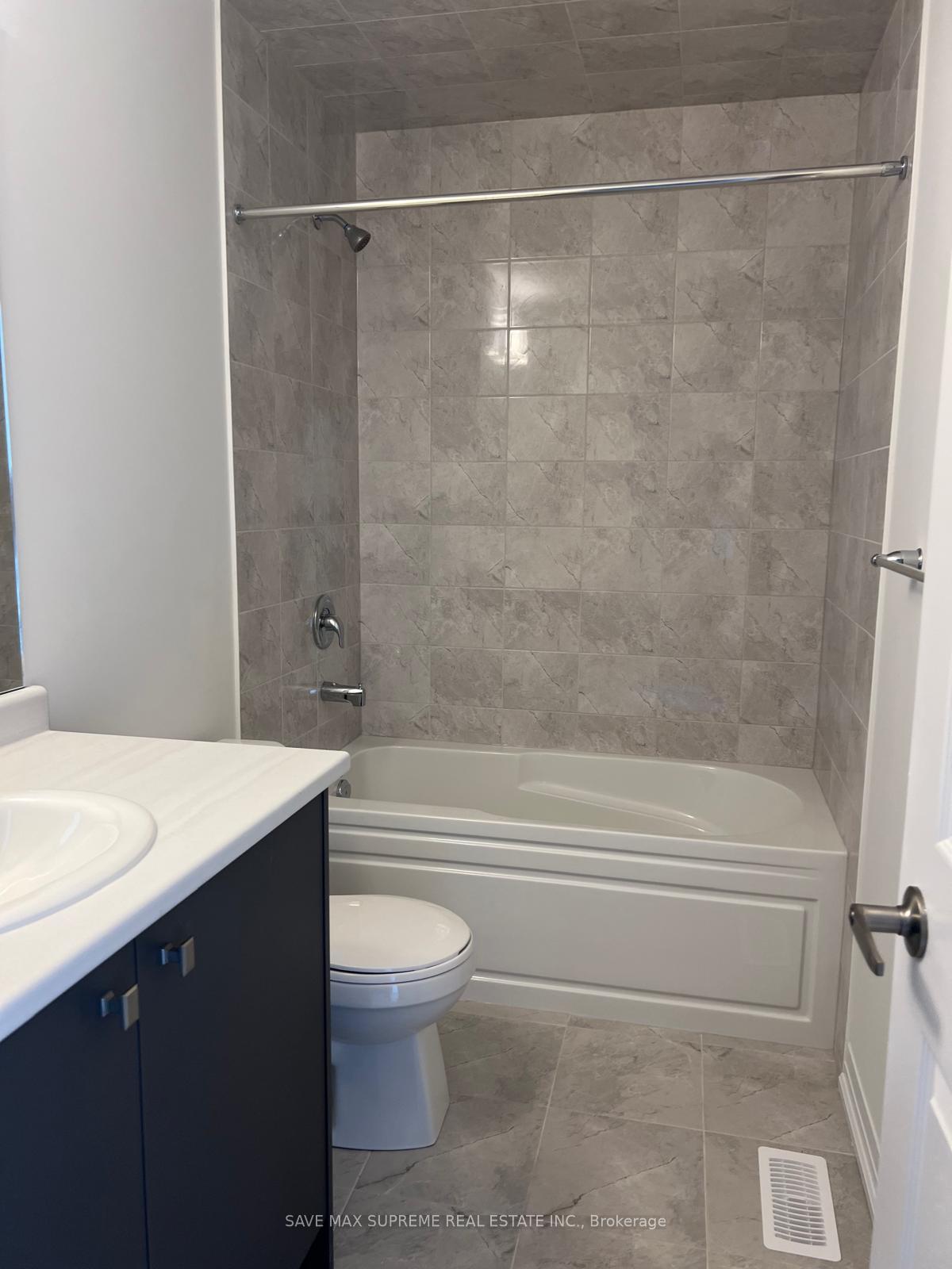 Photo 24 of 96 Selection Heights, Thorold, Rolling Meadows — HOMEH