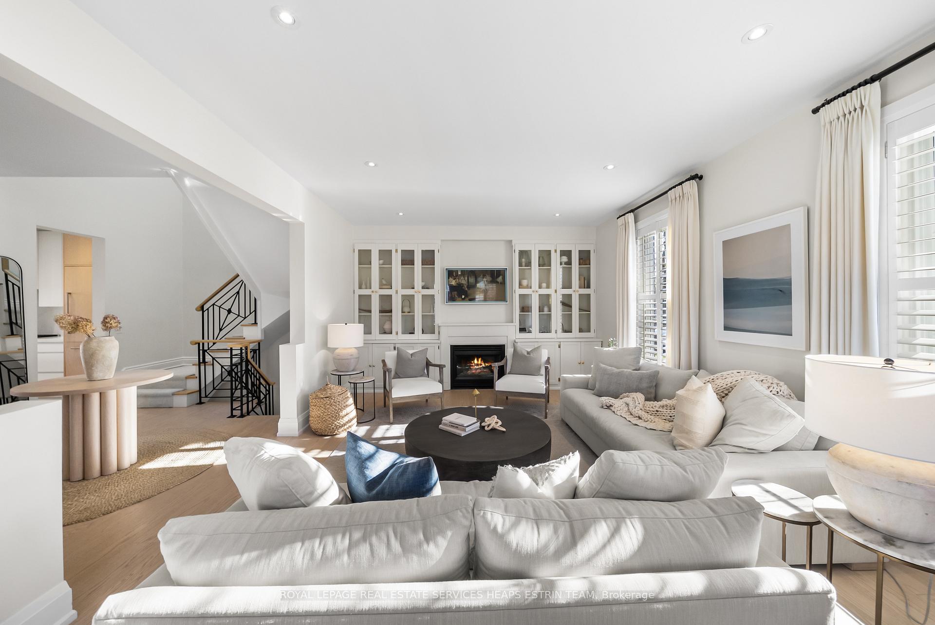 Photo 6 of 160 Parkhurst Boulevard, Toronto, Leaside — HOMEH