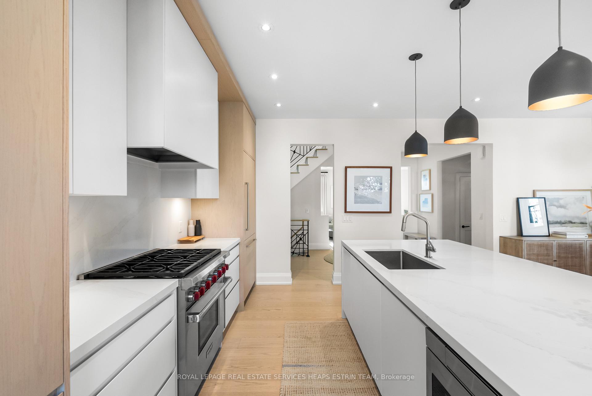 Photo 16 of 160 Parkhurst Boulevard, Toronto, Leaside — HOMEH