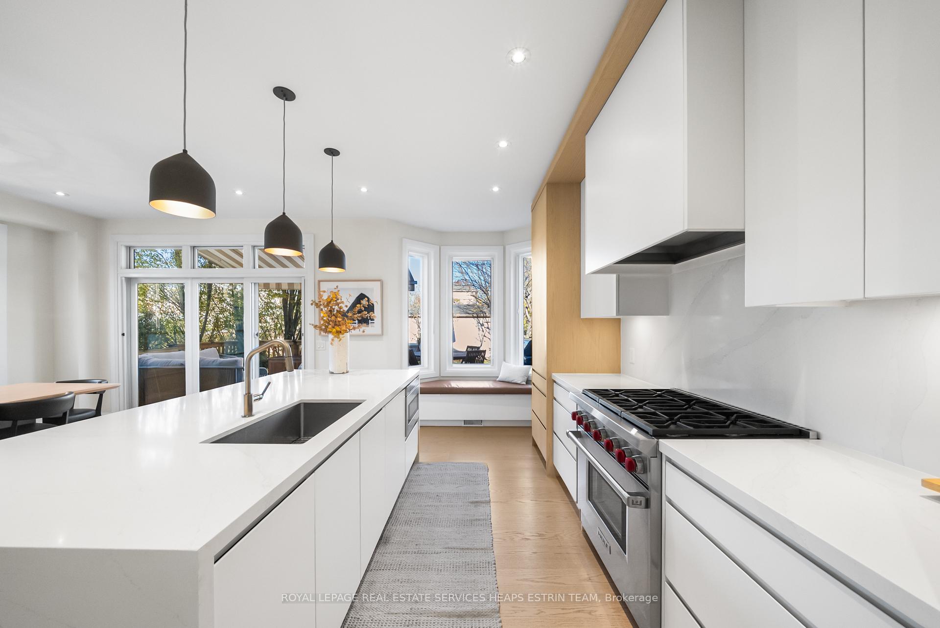 Photo 17 of 160 Parkhurst Boulevard, Toronto, Leaside — HOMEH