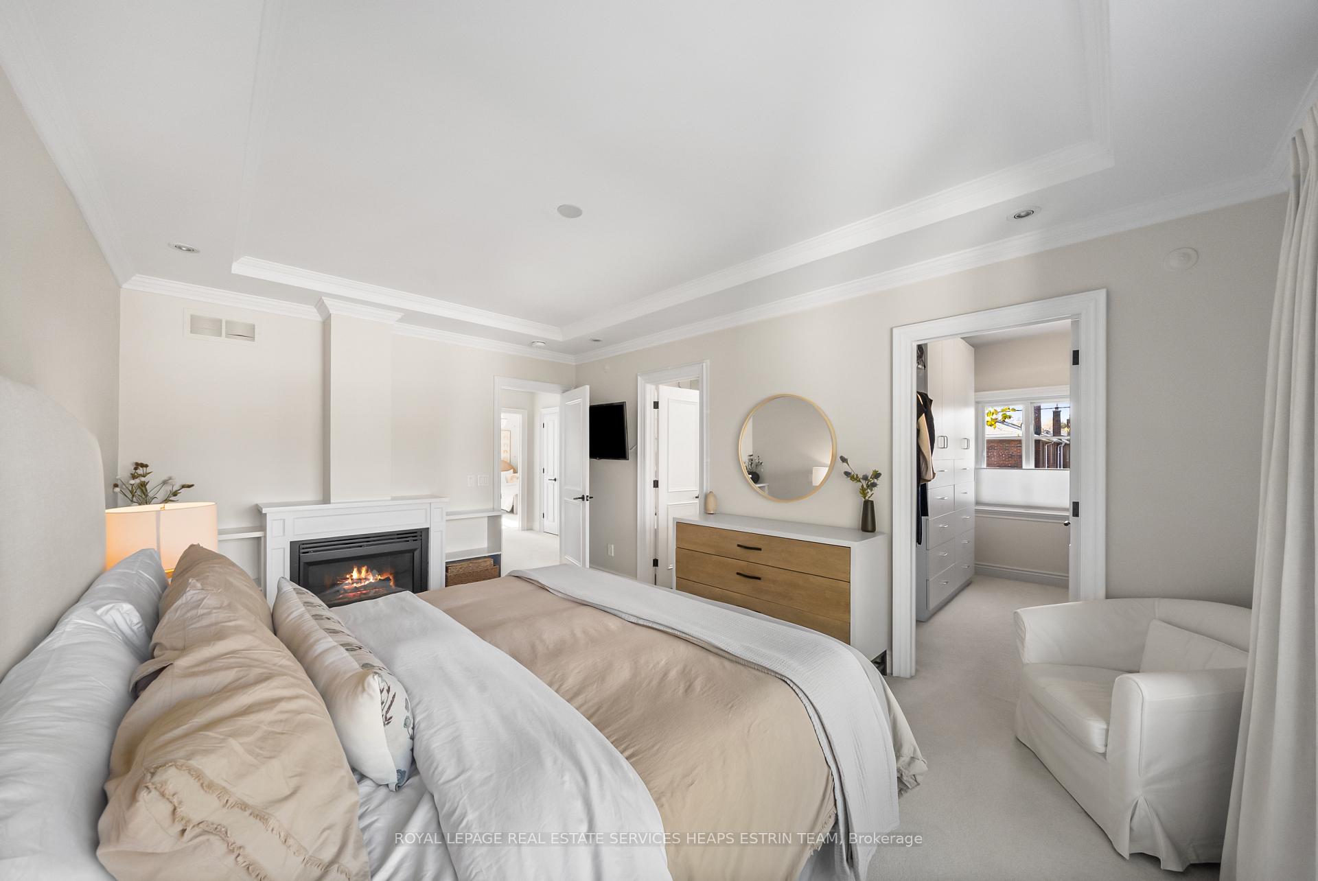 Photo 24 of 160 Parkhurst Boulevard, Toronto, Leaside — HOMEH