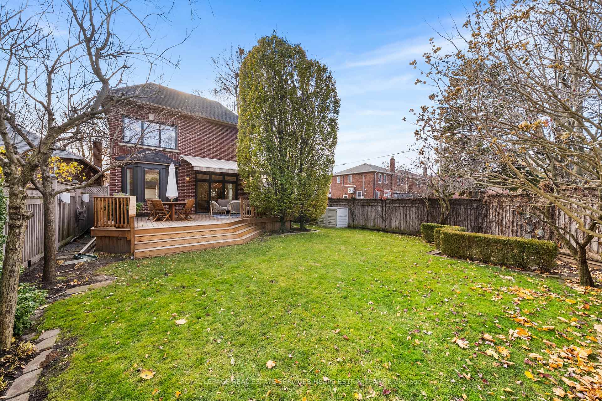 Photo 40 of 160 Parkhurst Boulevard, Toronto, Leaside — HOMEH