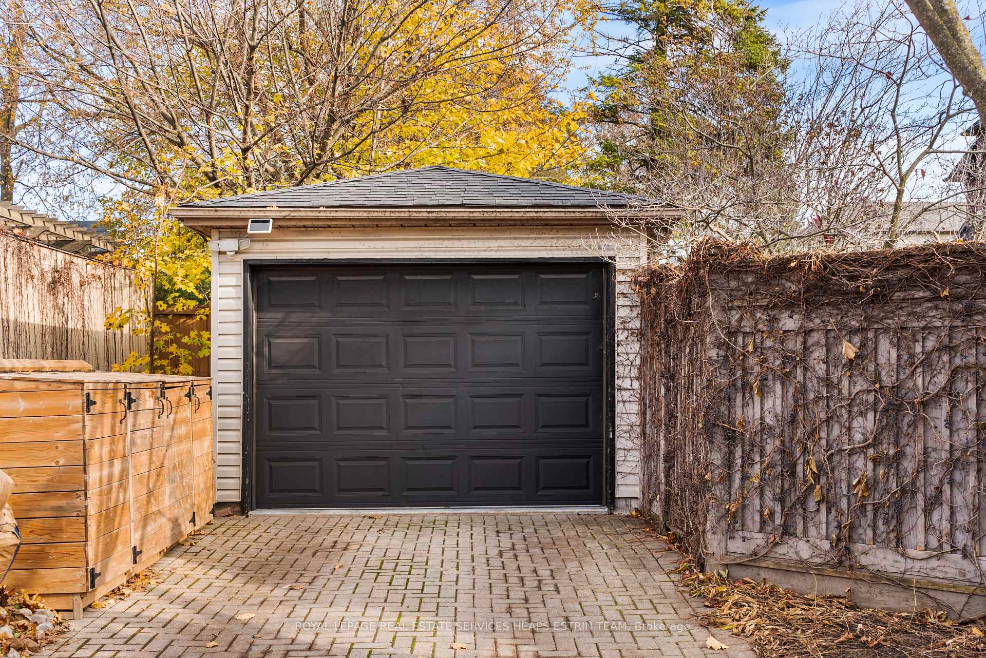 Photo 46 of 160 Parkhurst Boulevard, Toronto, Leaside — HOMEH