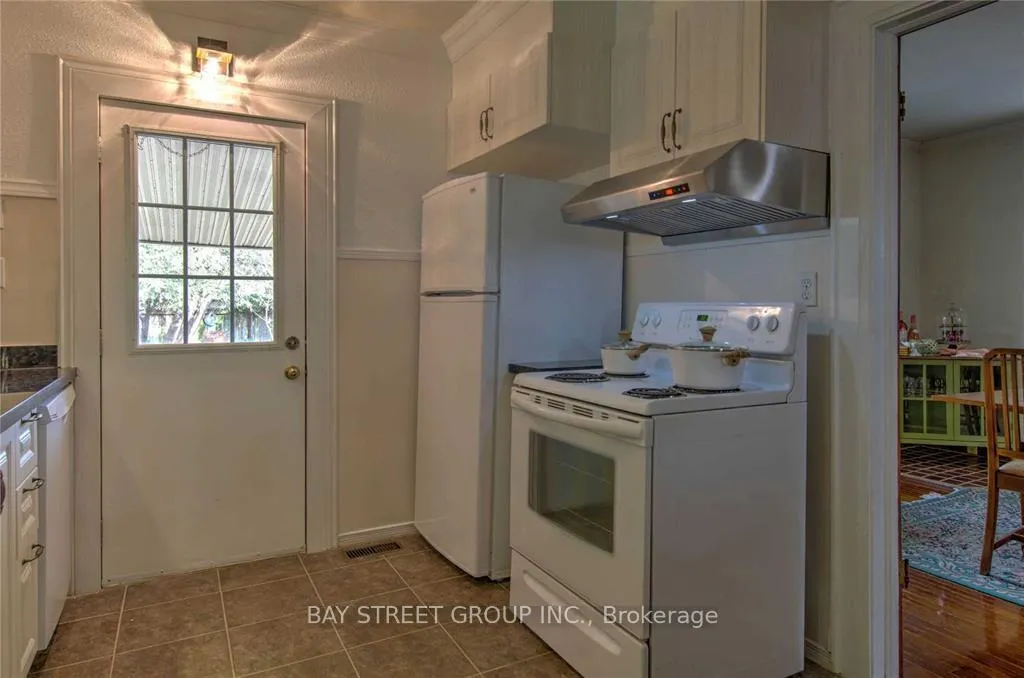 Photo 13 of 109 Ritson Road N, Oshawa, O'Neill — HOMEH