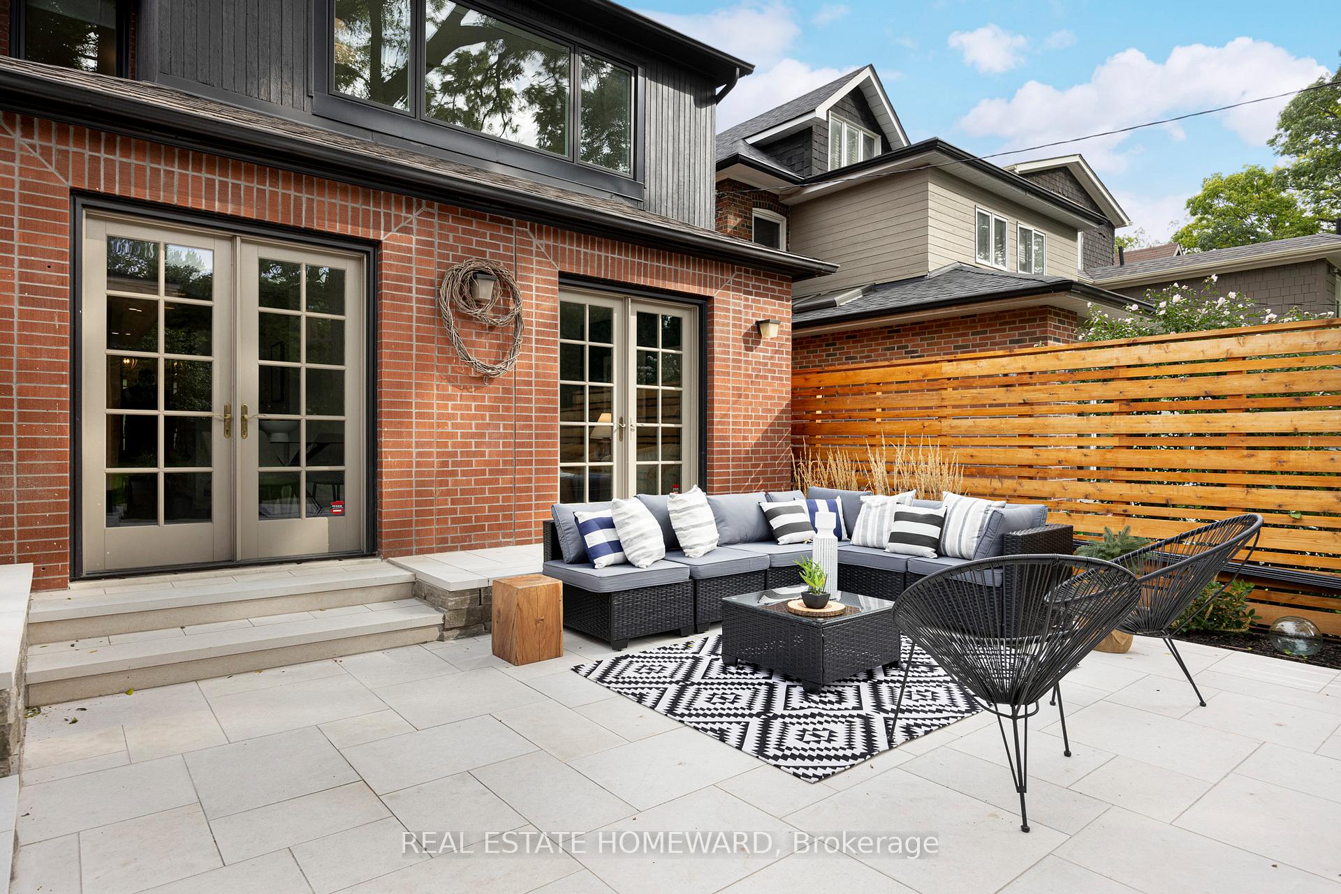 Photo 3 of 315 Rose Park Drive, Toronto, Rosedale-Moore Park — HOMEH