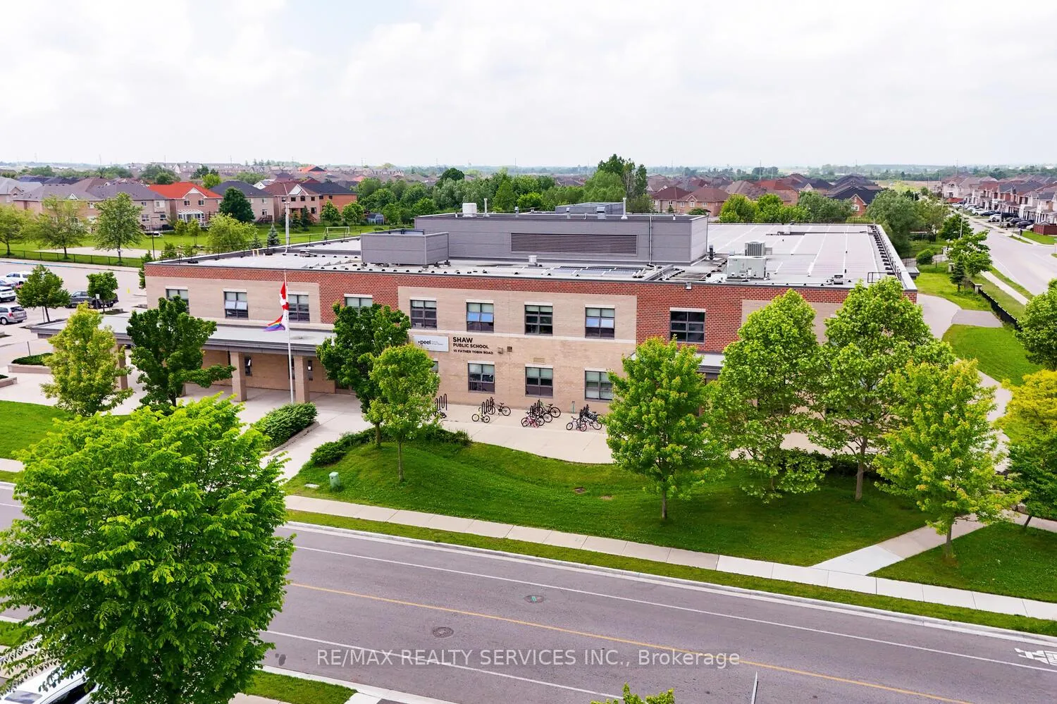 Photo 43 of 38 Cape Dorset Crescent, Brampton, Sandringham-Wellington — HOMEH