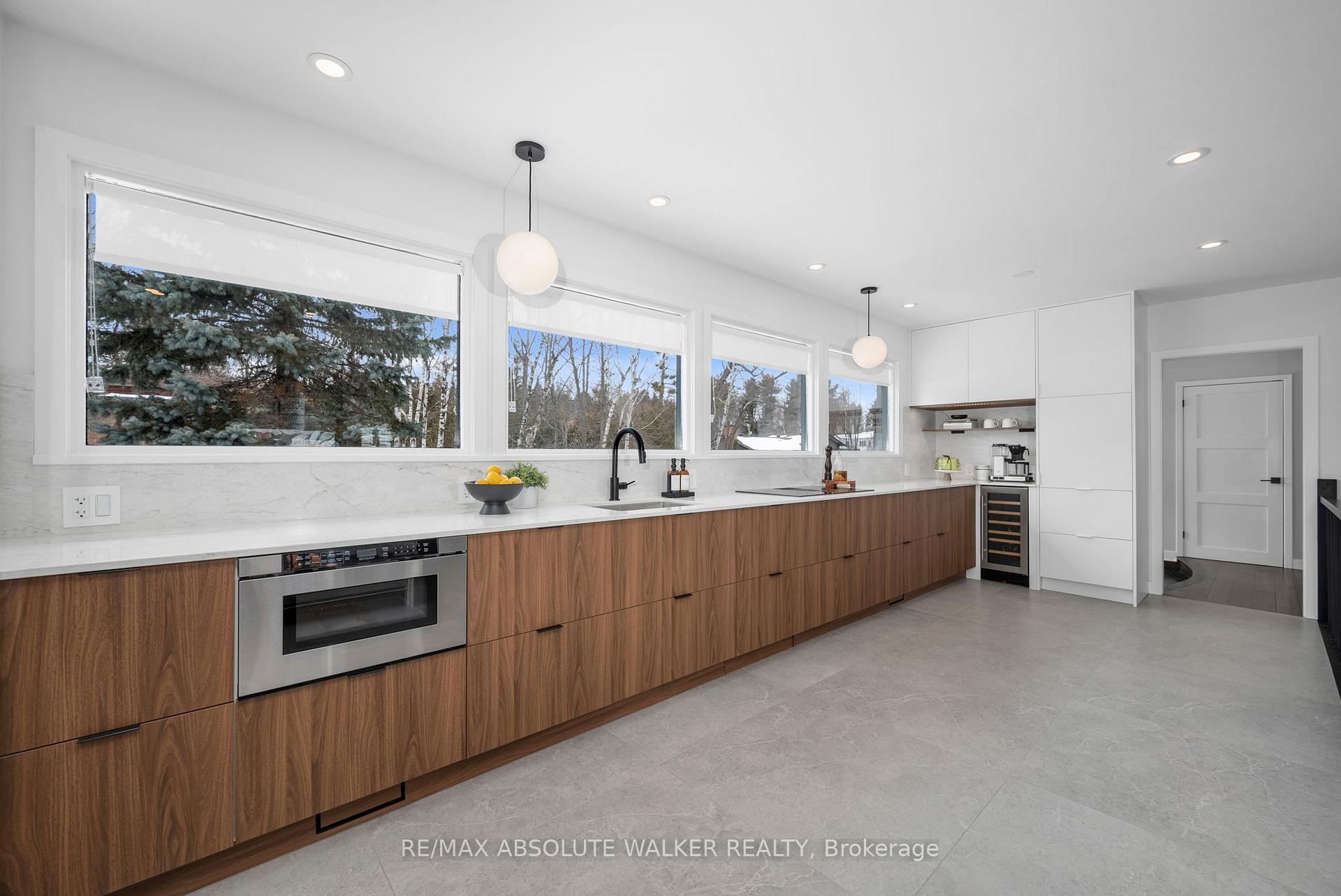 Photo 17 of 30 Avonlea Road, Ottawa, Grenfell Glen — HOMEH
