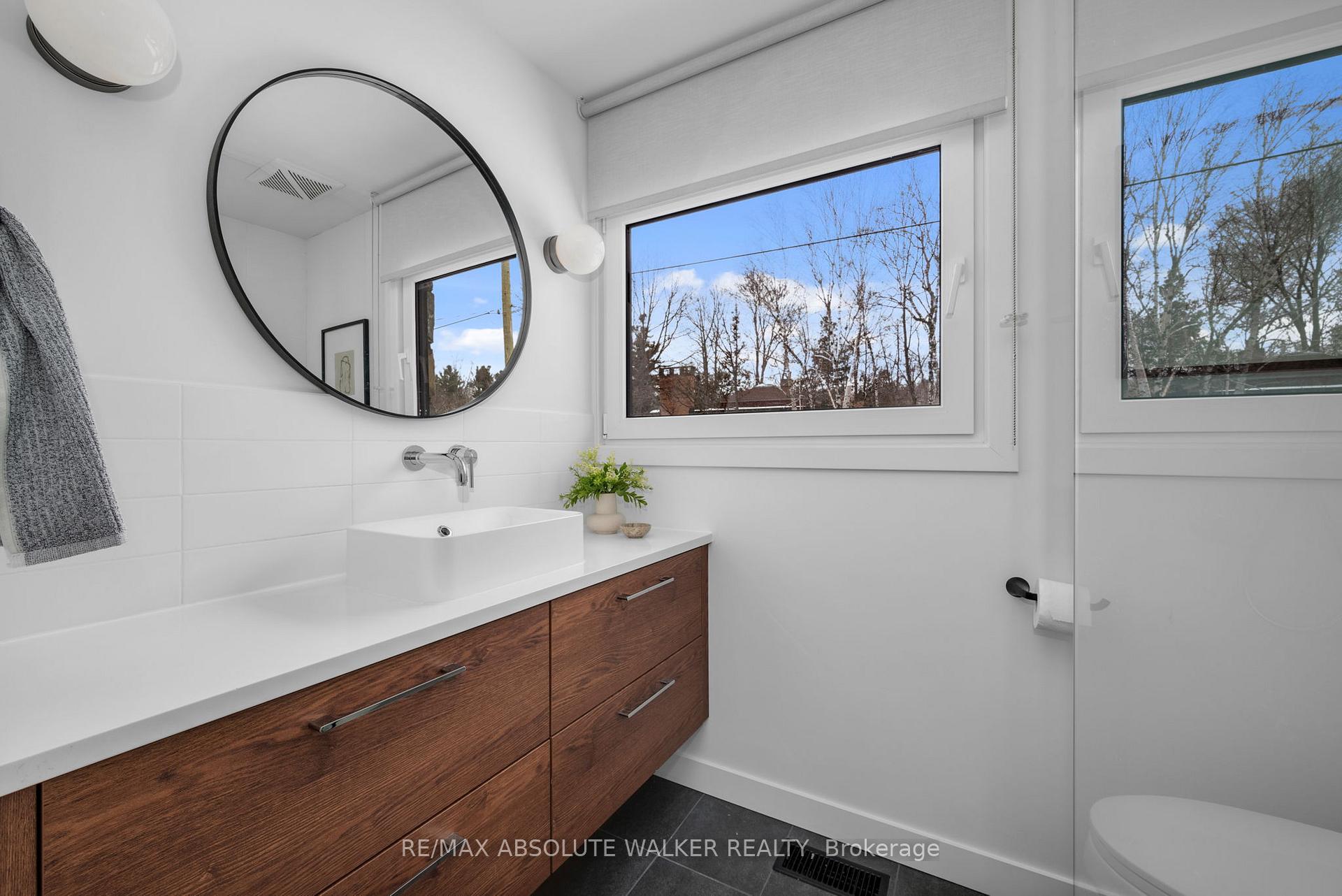 Photo 23 of 30 Avonlea Road, Ottawa, Grenfell Glen — HOMEH