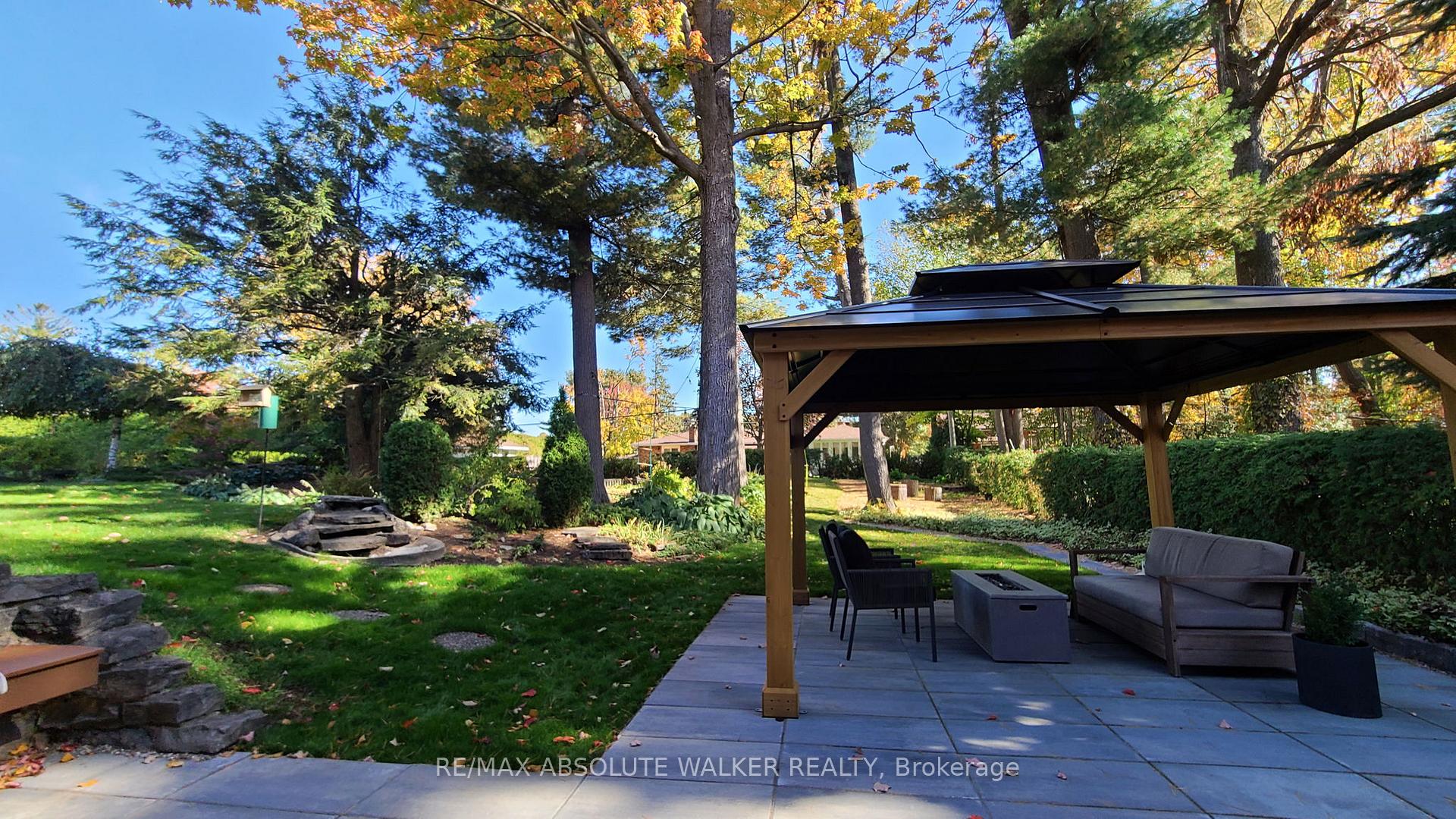 Photo 40 of 30 Avonlea Road, Ottawa, Grenfell Glen — HOMEH