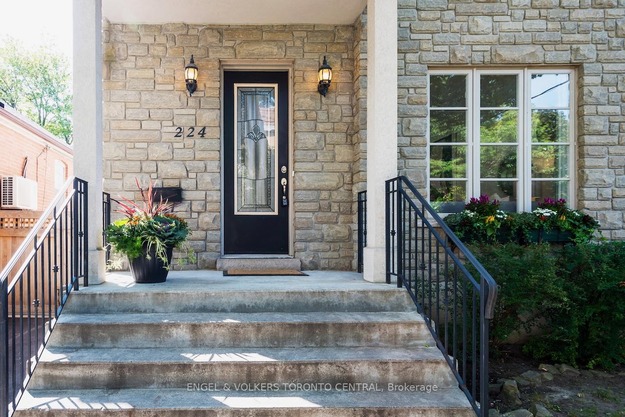 Photo 3 of 224 Randolph Road, Toronto, Leaside — HOMEH