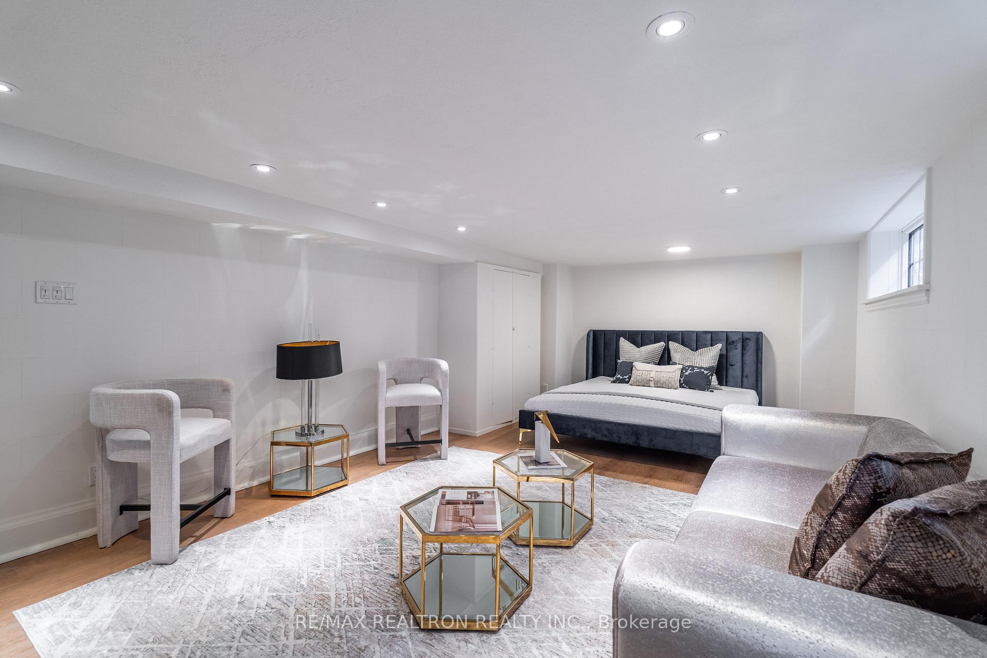 Photo 22 of 111 Sutherland Drive, Toronto, Leaside — HOMEH