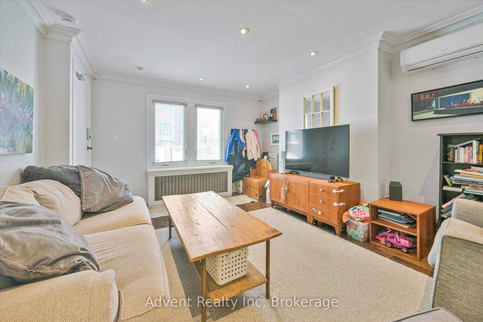Photo 3 of Unit MAIN, 63 Burnaby Boulevard, Toronto, Lawrence Park South — HOMEH
