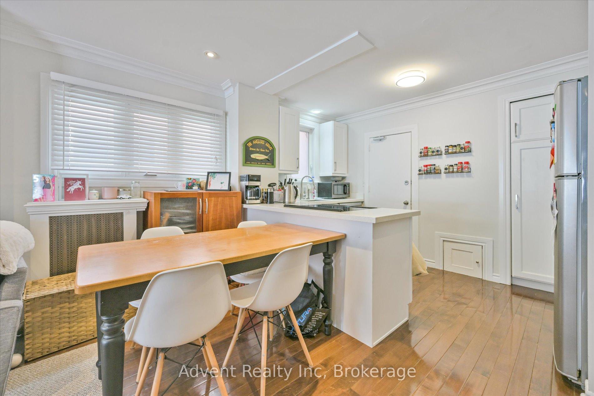 Photo 5 of Unit MAIN, 63 Burnaby Boulevard, Toronto, Lawrence Park South — HOMEH