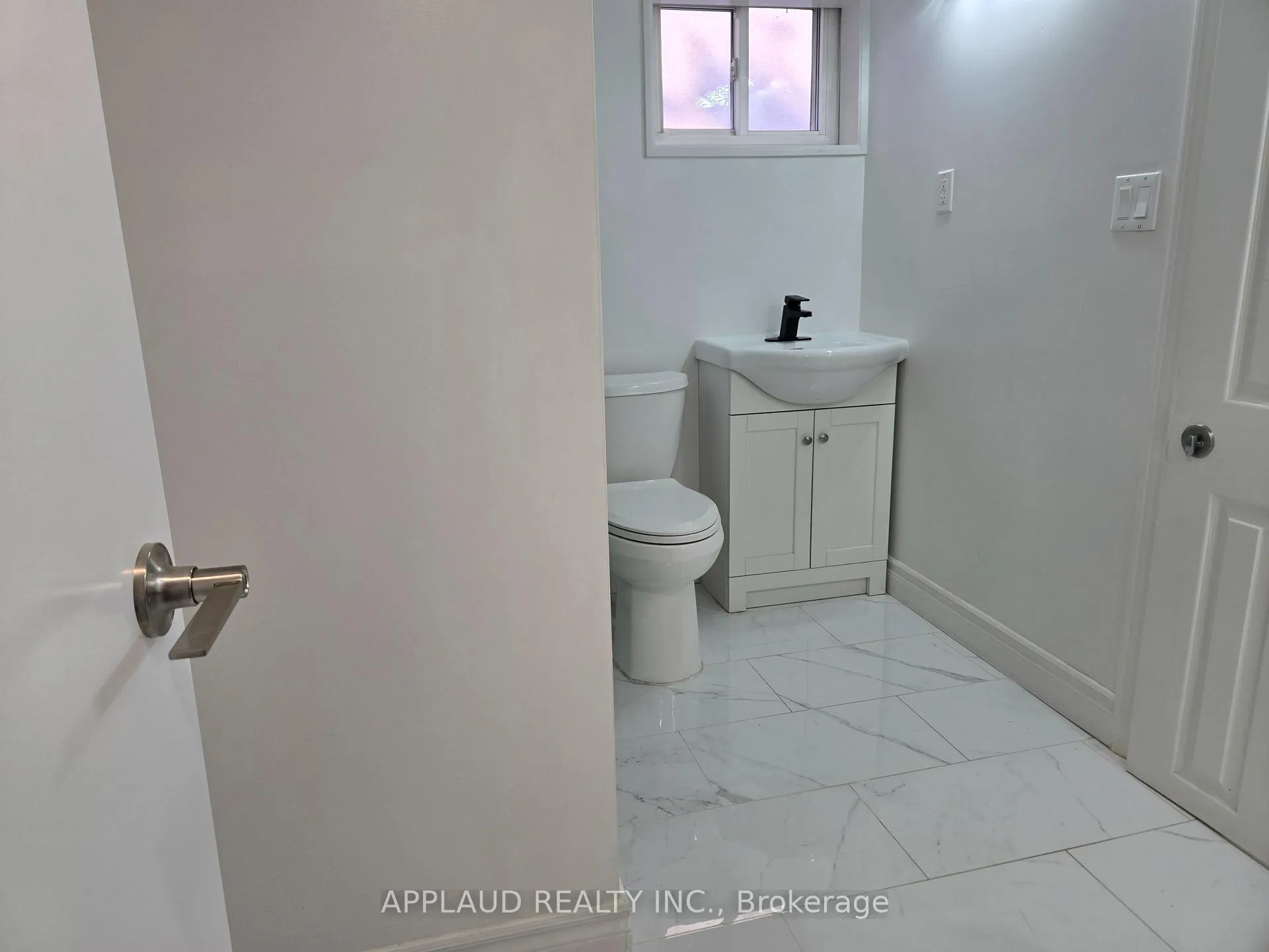 Photo 3 of Unit BASEMENT, 21 Galbraith Avenue, Toronto, O'Connor-Parkview — HOMEH