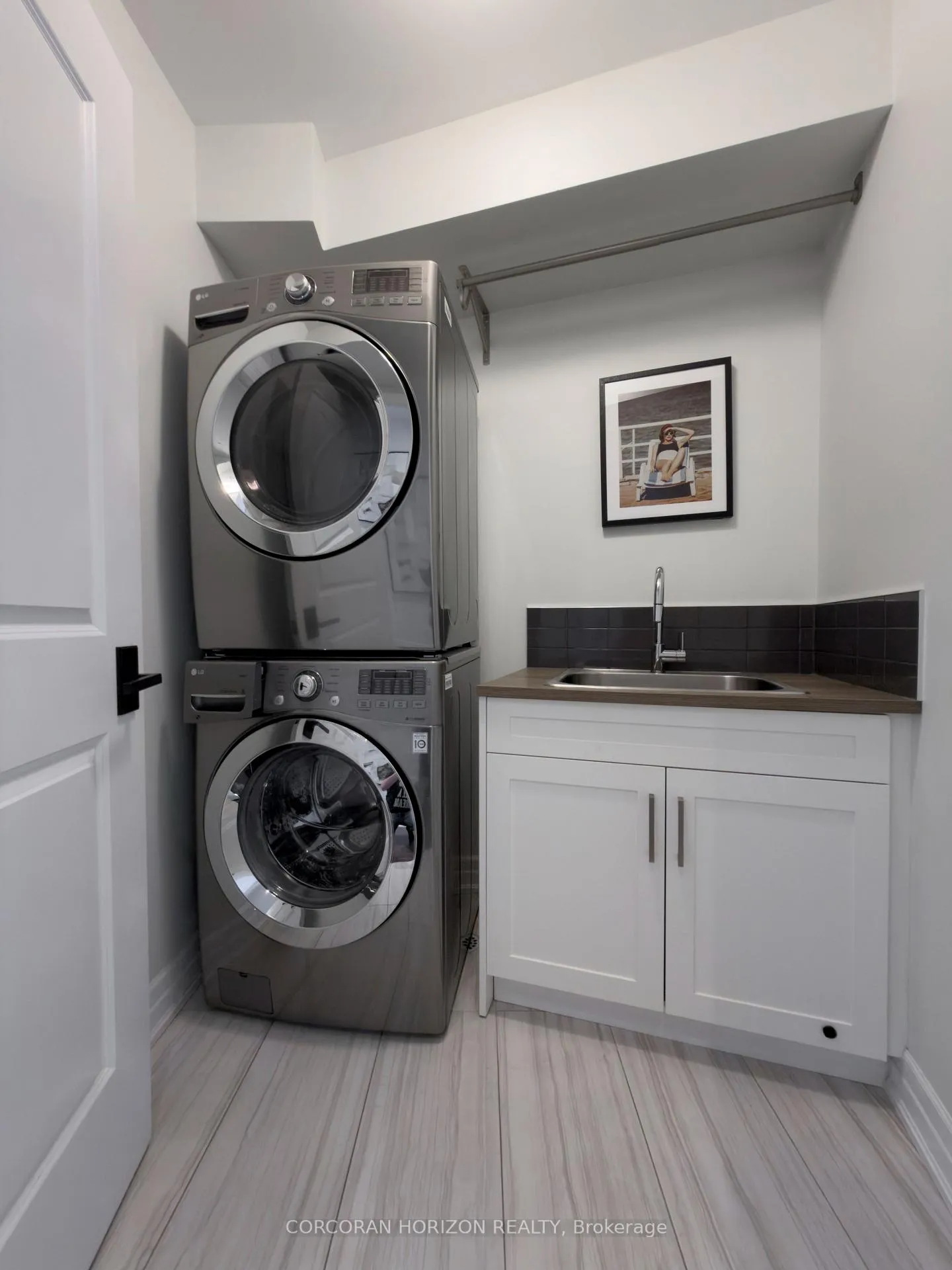 Photo 20 of 77 Rumsey Road, Toronto, Leaside — HOMEH