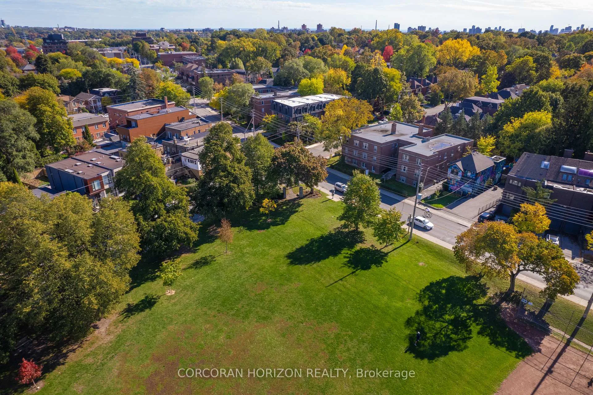 Photo 36 of 77 Rumsey Road, Toronto, Leaside — HOMEH