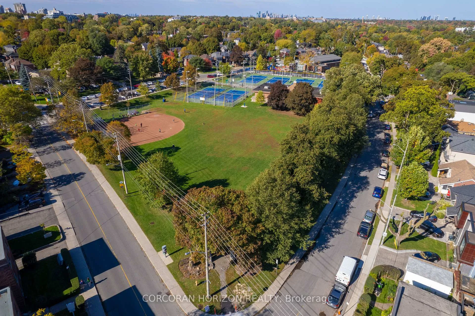 Photo 37 of 77 Rumsey Road, Toronto, Leaside — HOMEH