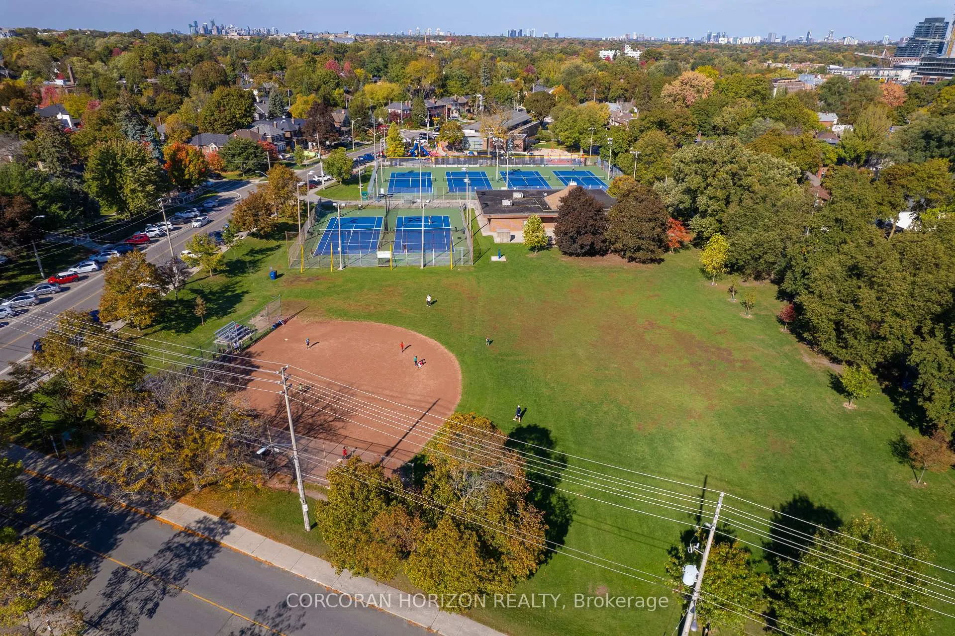 Photo 38 of 77 Rumsey Road, Toronto, Leaside — HOMEH