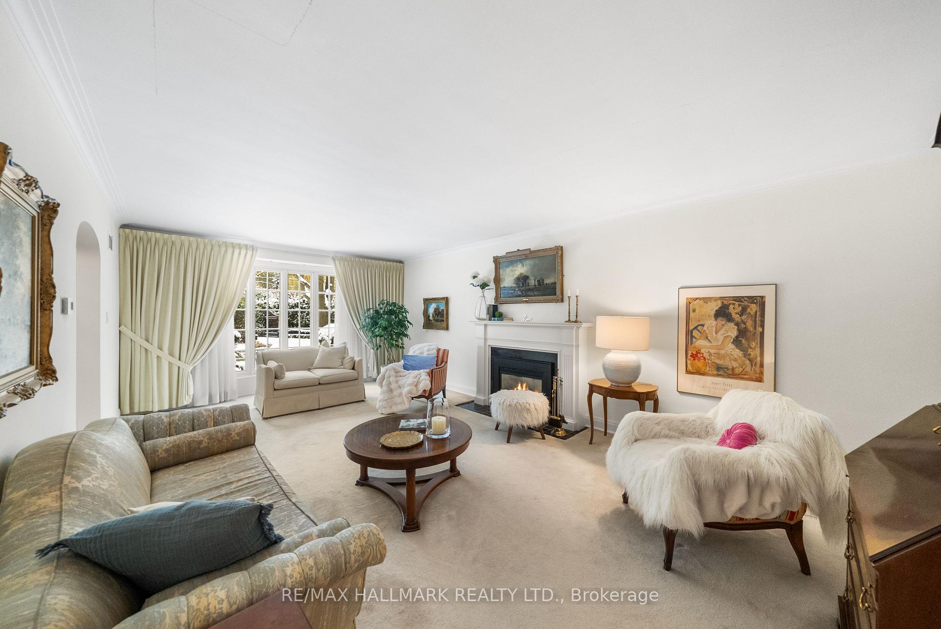 Photo 5 of 55 Sandringham Drive, Toronto, Bedford Park-Nortown — HOMEH
