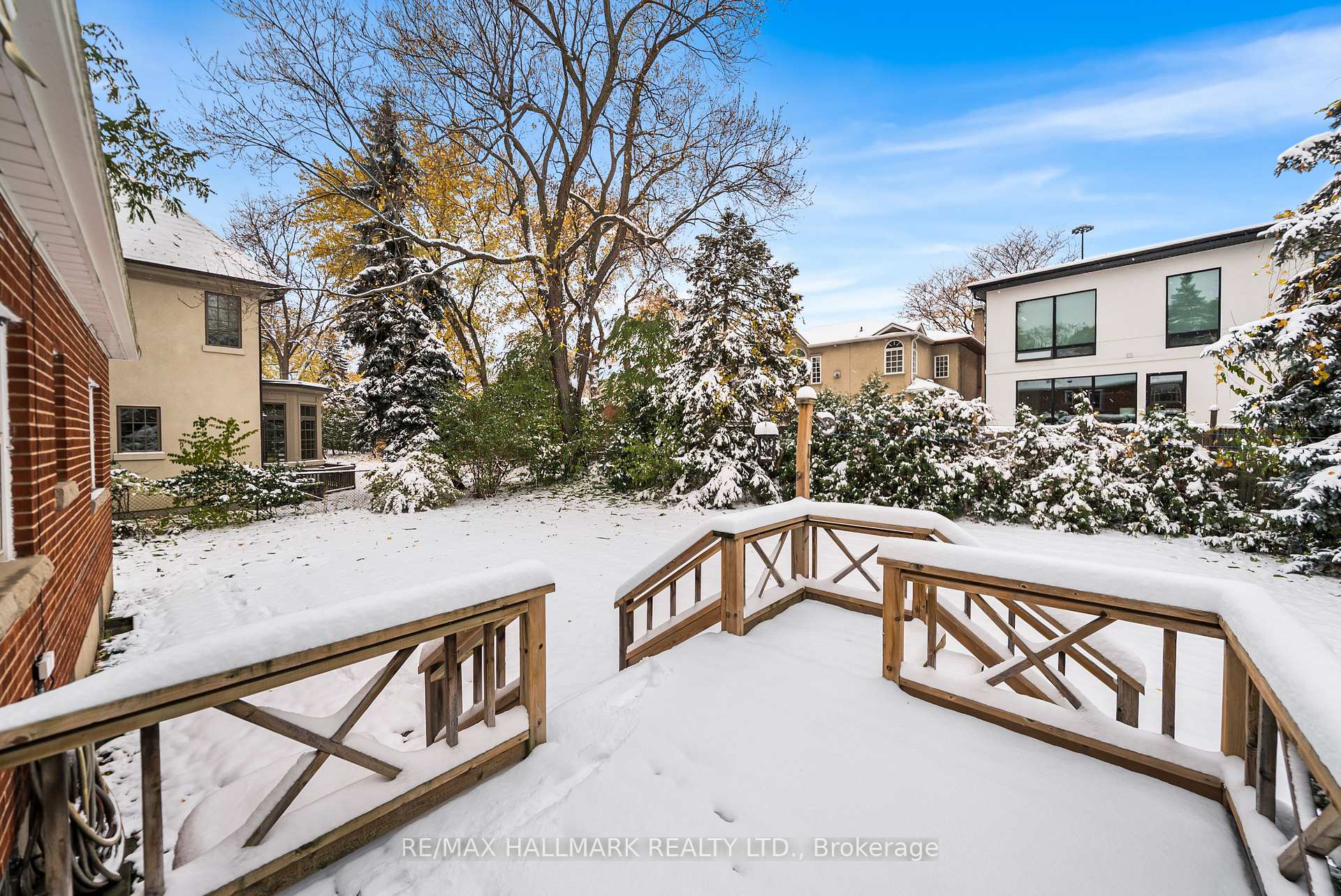 Photo 33 of 55 Sandringham Drive, Toronto, Bedford Park-Nortown — HOMEH