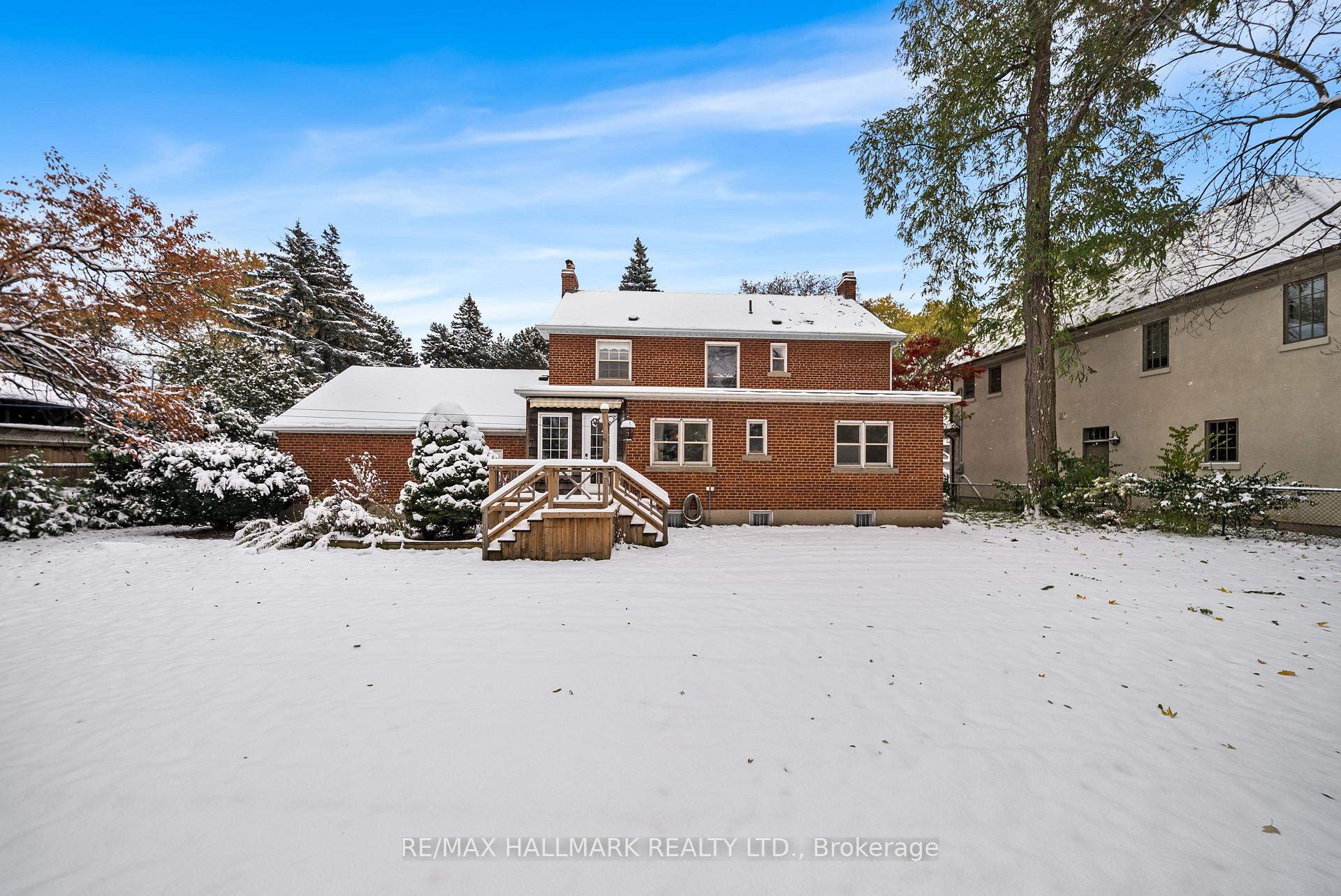 Photo 35 of 55 Sandringham Drive, Toronto, Bedford Park-Nortown — HOMEH