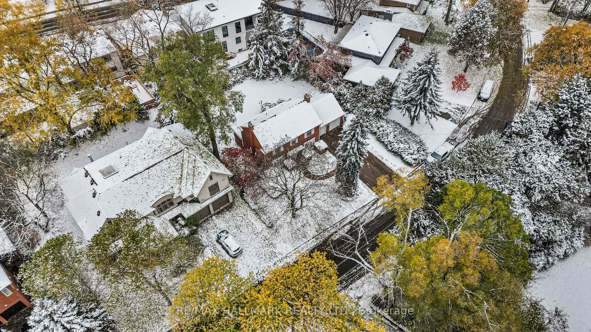 Photo 38 of 55 Sandringham Drive, Toronto, Bedford Park-Nortown — HOMEH
