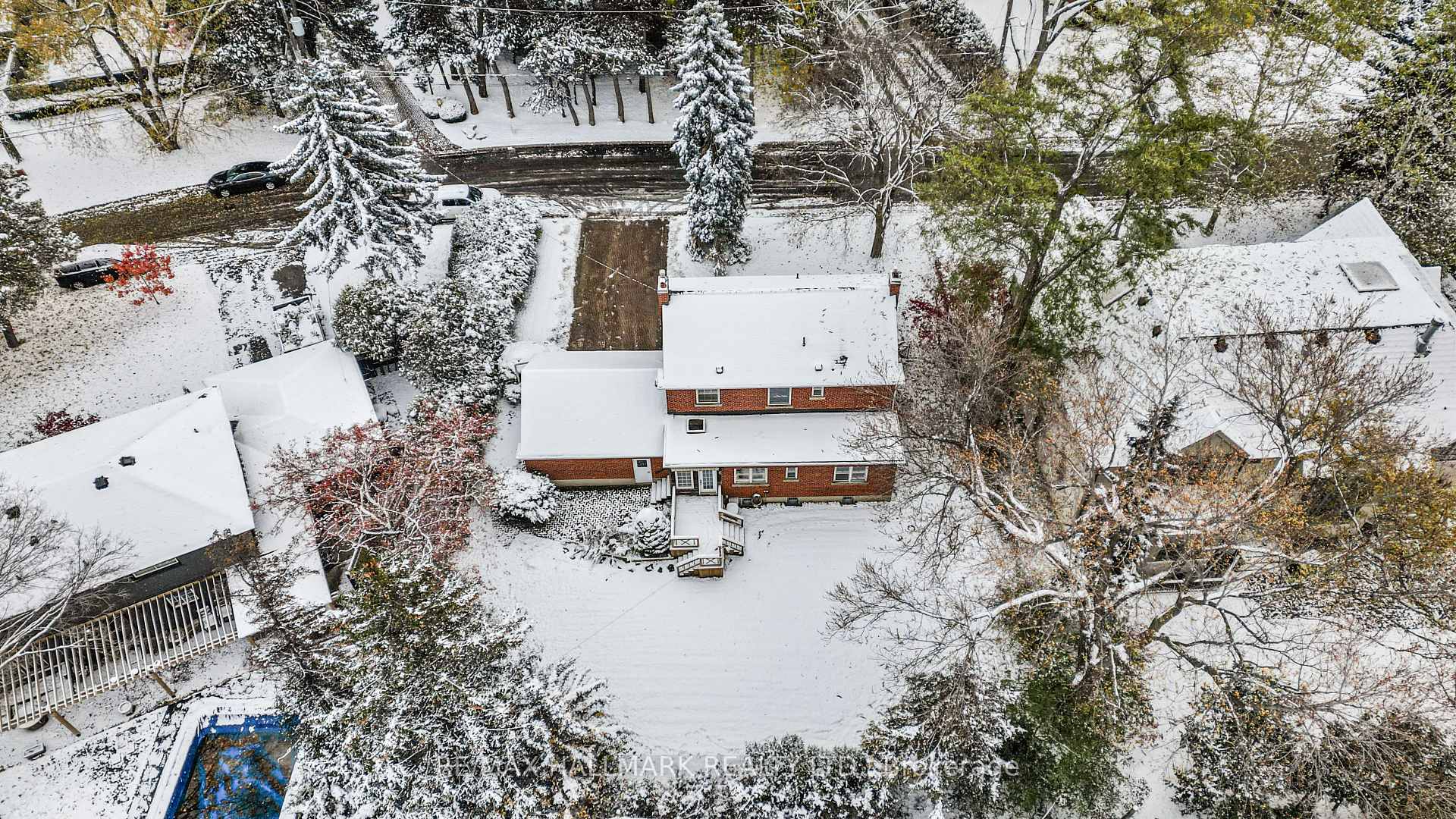 Photo 39 of 55 Sandringham Drive, Toronto, Bedford Park-Nortown — HOMEH