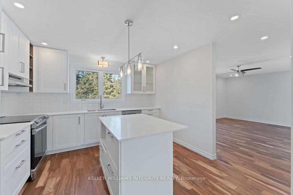Photo 10 of 70 Nestow Drive, Ottawa, Tanglewood — HOMEH