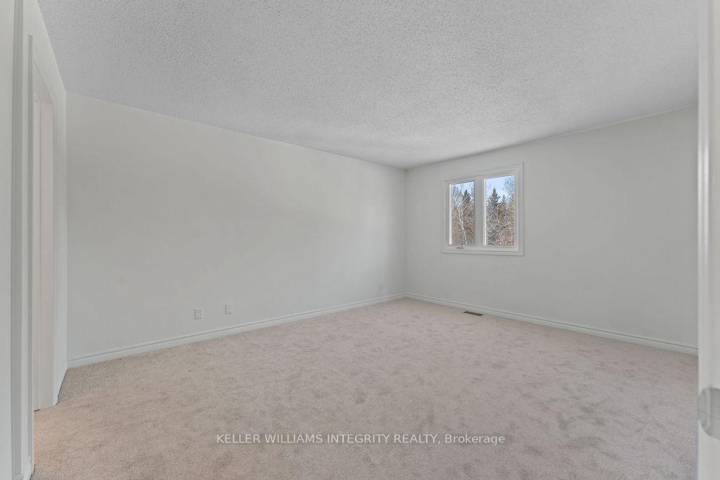 Photo 18 of 70 Nestow Drive, Ottawa, Tanglewood — HOMEH