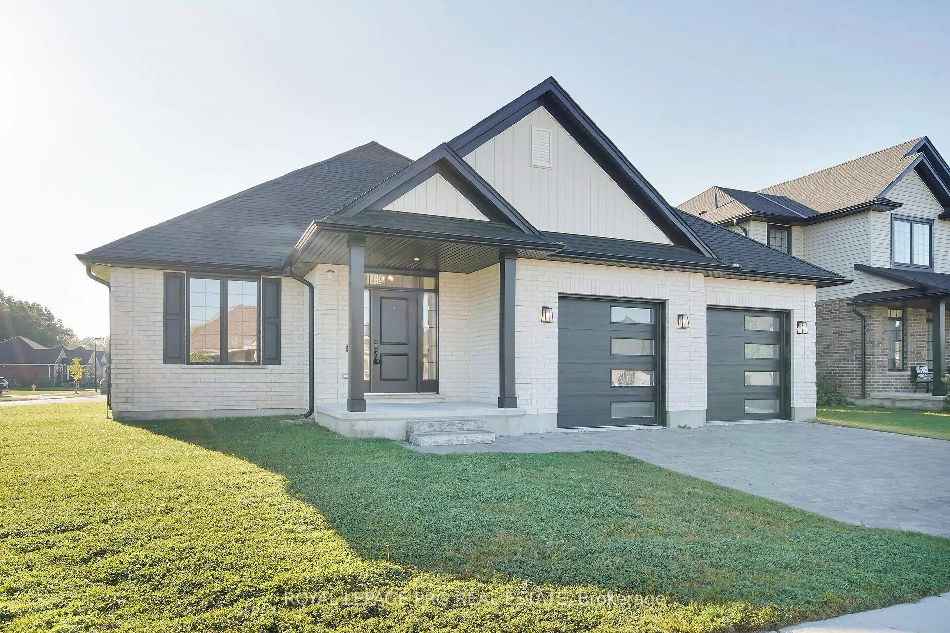 Photo 3 of 649 Tull Street, Strathroy-Caradoc, Rural Strathroy-Caradoc — HOMEH