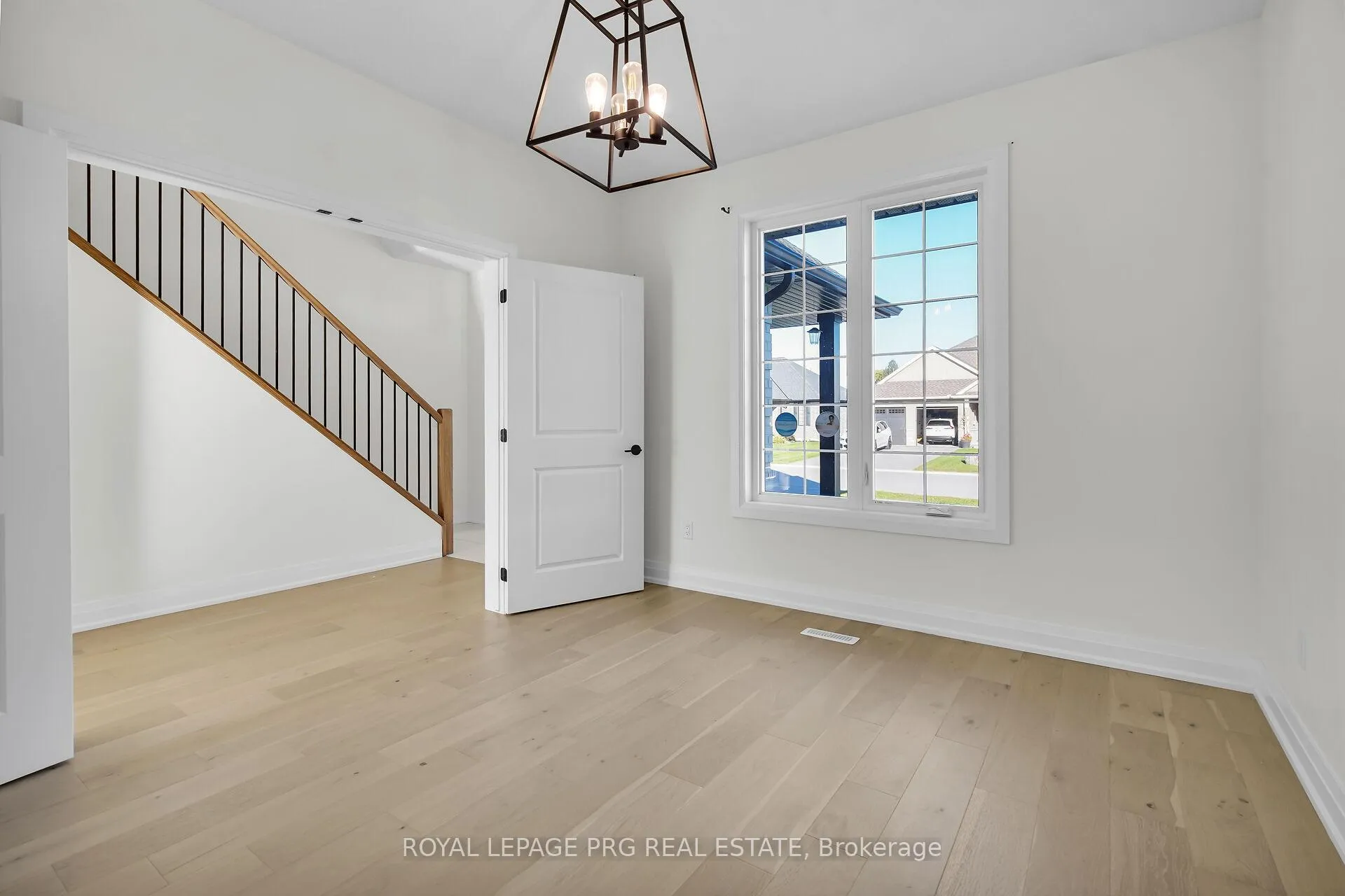 Photo 28 of 649 Tull Street, Strathroy-Caradoc, Rural Strathroy-Caradoc — HOMEH