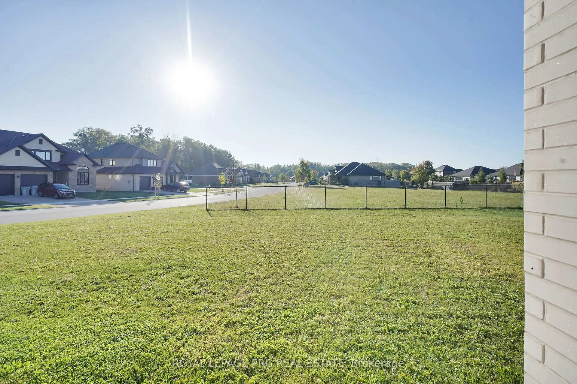 Photo 42 of 649 Tull Street, Strathroy-Caradoc, Rural Strathroy-Caradoc — HOMEH