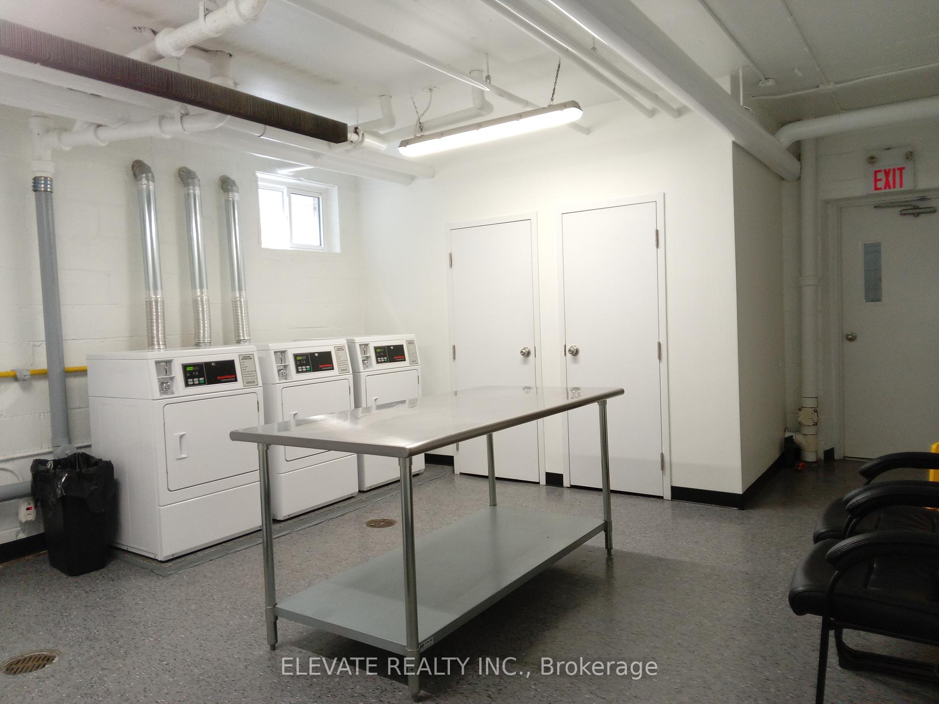 Photo 17 of Unit 14, 464 Summerhill Avenue, Toronto, Rosedale-Moore Park — HOMEH