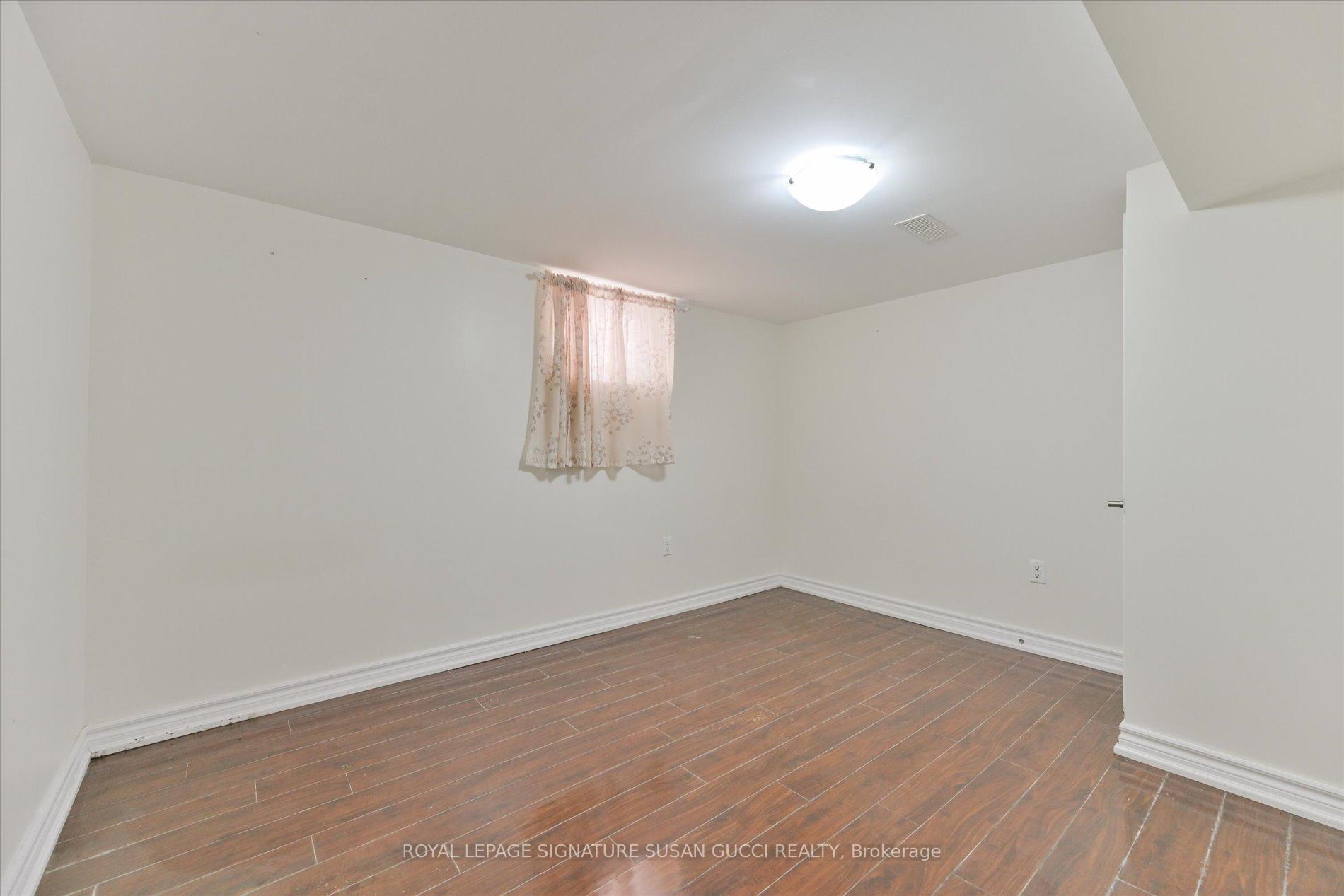 Photo 19 of 127 Furnival Road, Toronto, O'Connor-Parkview — HOMEH