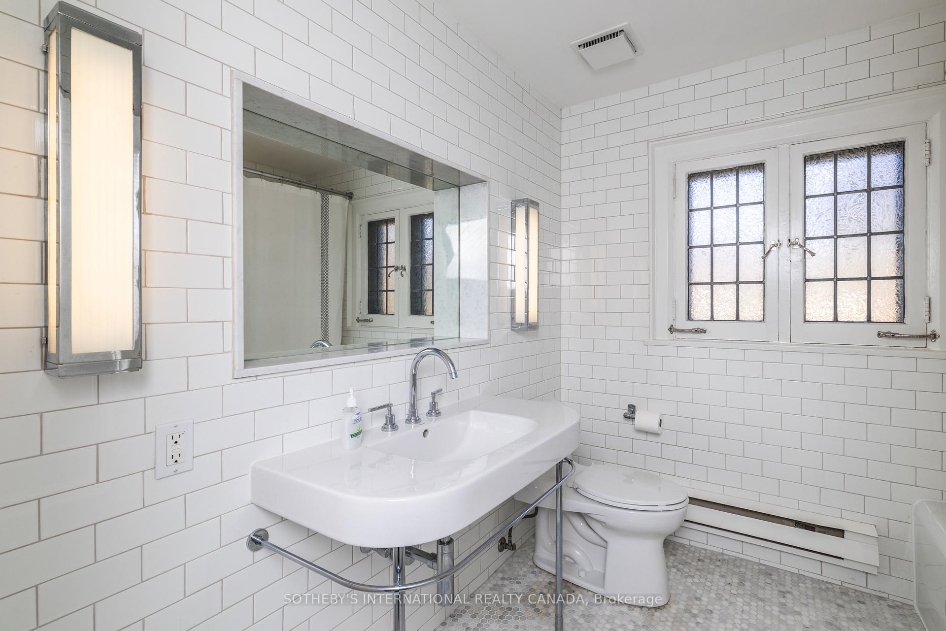 Photo 17 of 74 Inglewood Drive, Toronto, Rosedale-Moore Park — HOMEH