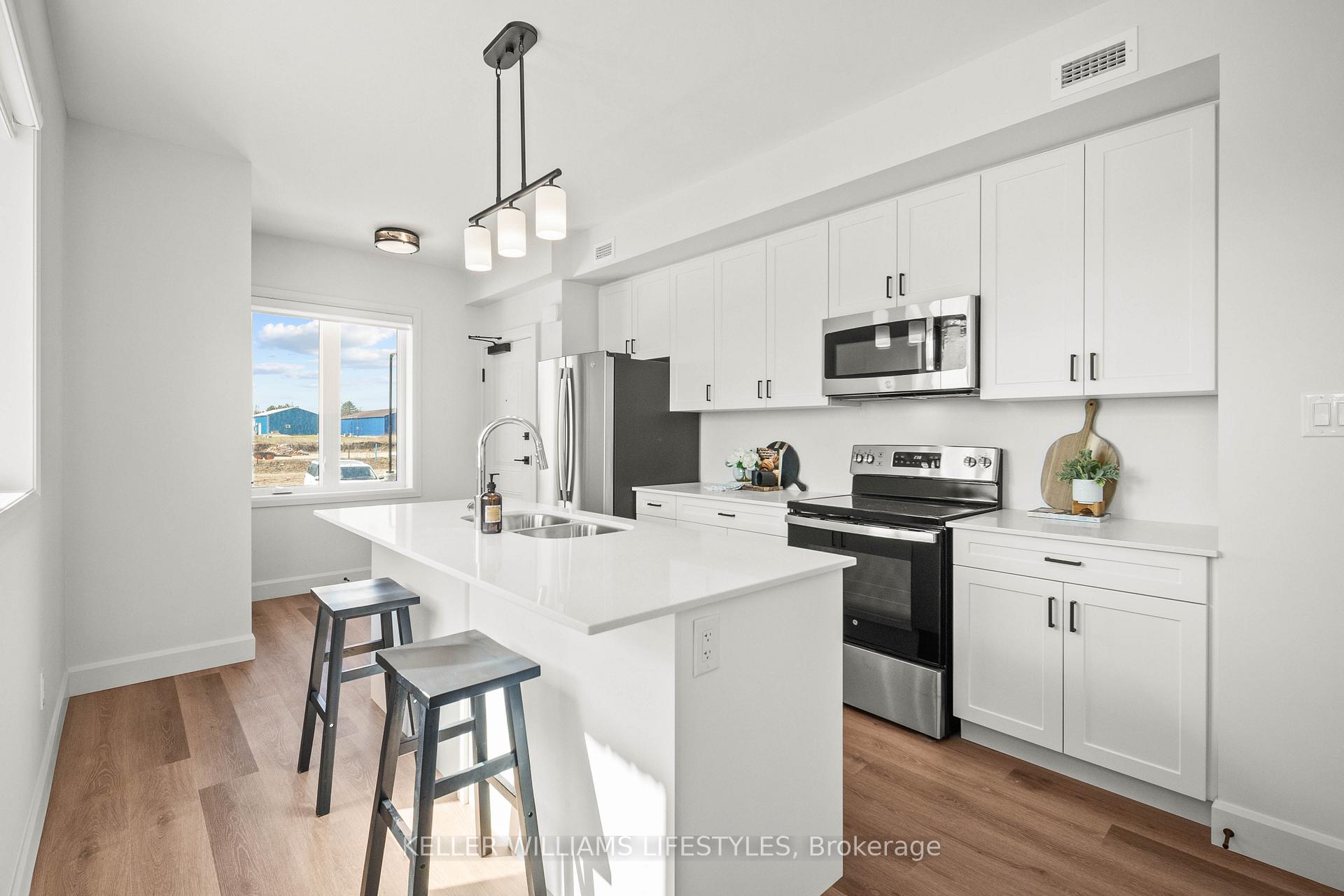 Photo 5 of Unit 4, 470 Darcy Drive, Strathroy-Caradoc, NE — HOMEH