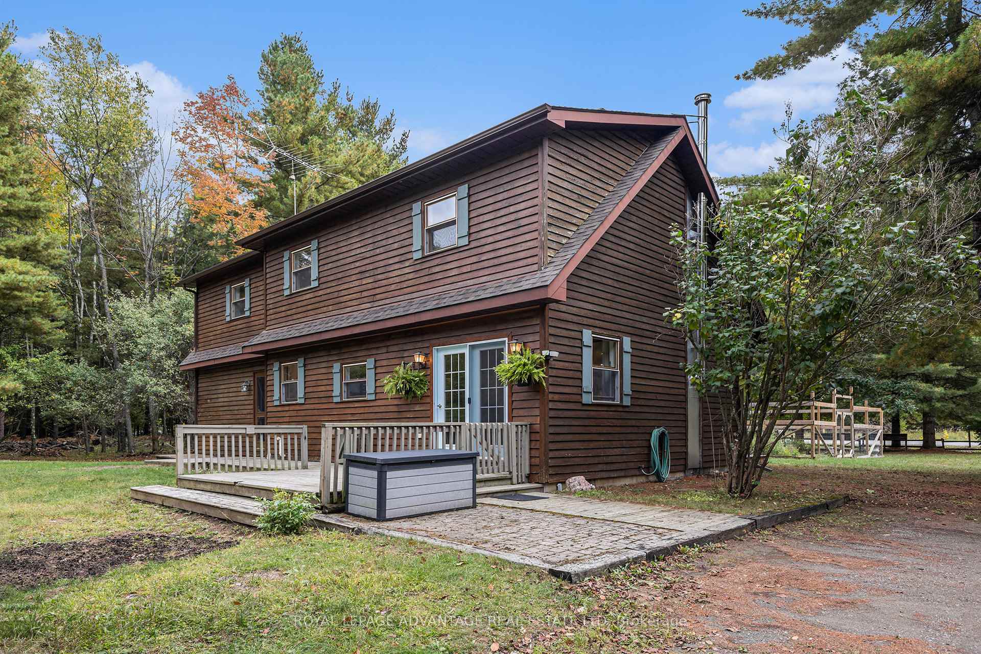 Photo 4 of 1002 Elm Grove Road, Tay Valley, Bathurst/Burgess & Sherbrooke (North Burgess) Twp — HOMEH