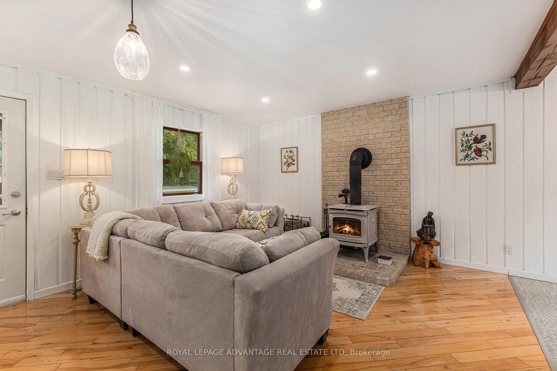 Photo 13 of 1002 Elm Grove Road, Tay Valley, Bathurst/Burgess & Sherbrooke (North Burgess) Twp — HOMEH