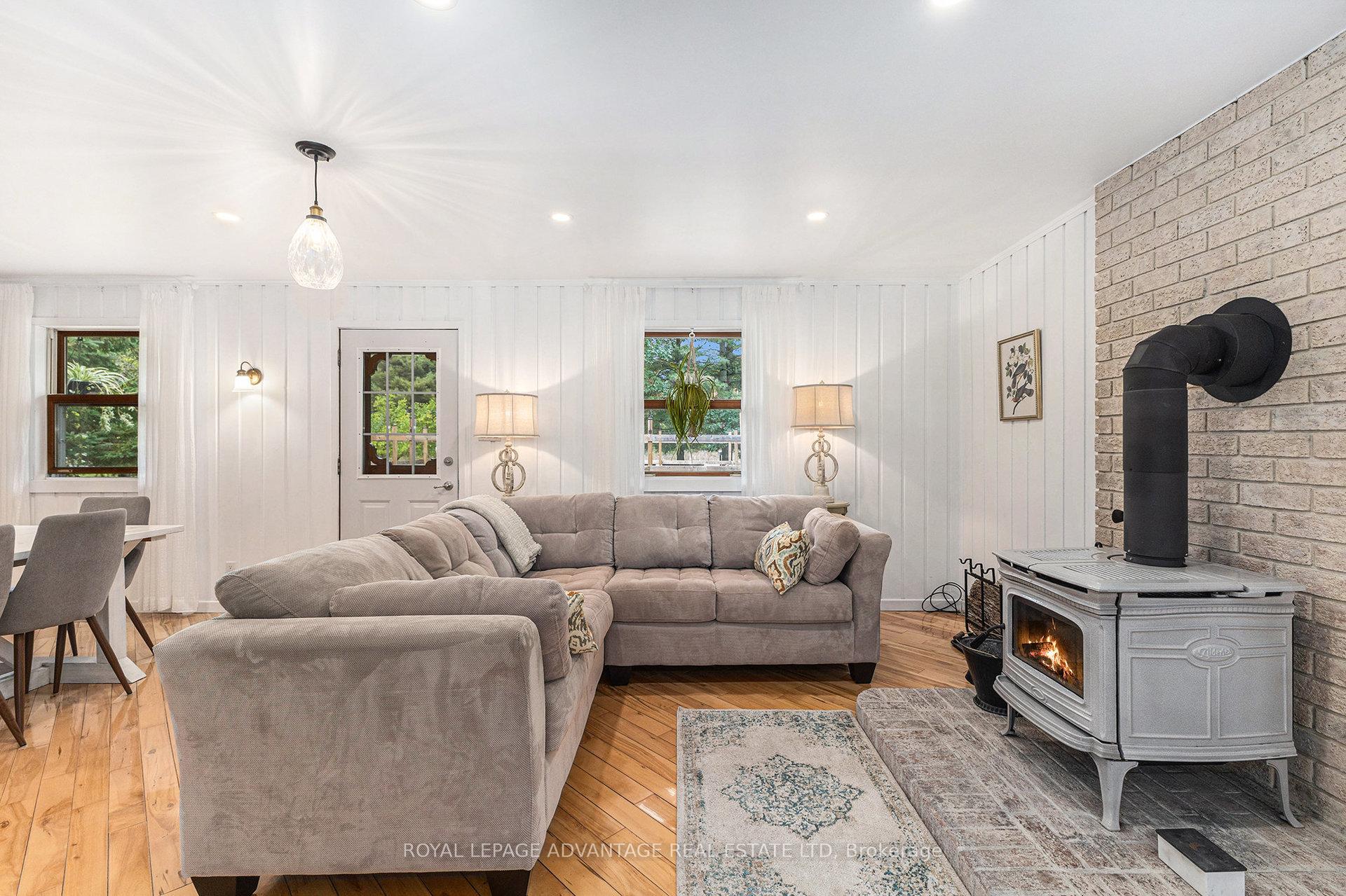 Photo 15 of 1002 Elm Grove Road, Tay Valley, Bathurst/Burgess & Sherbrooke (North Burgess) Twp — HOMEH