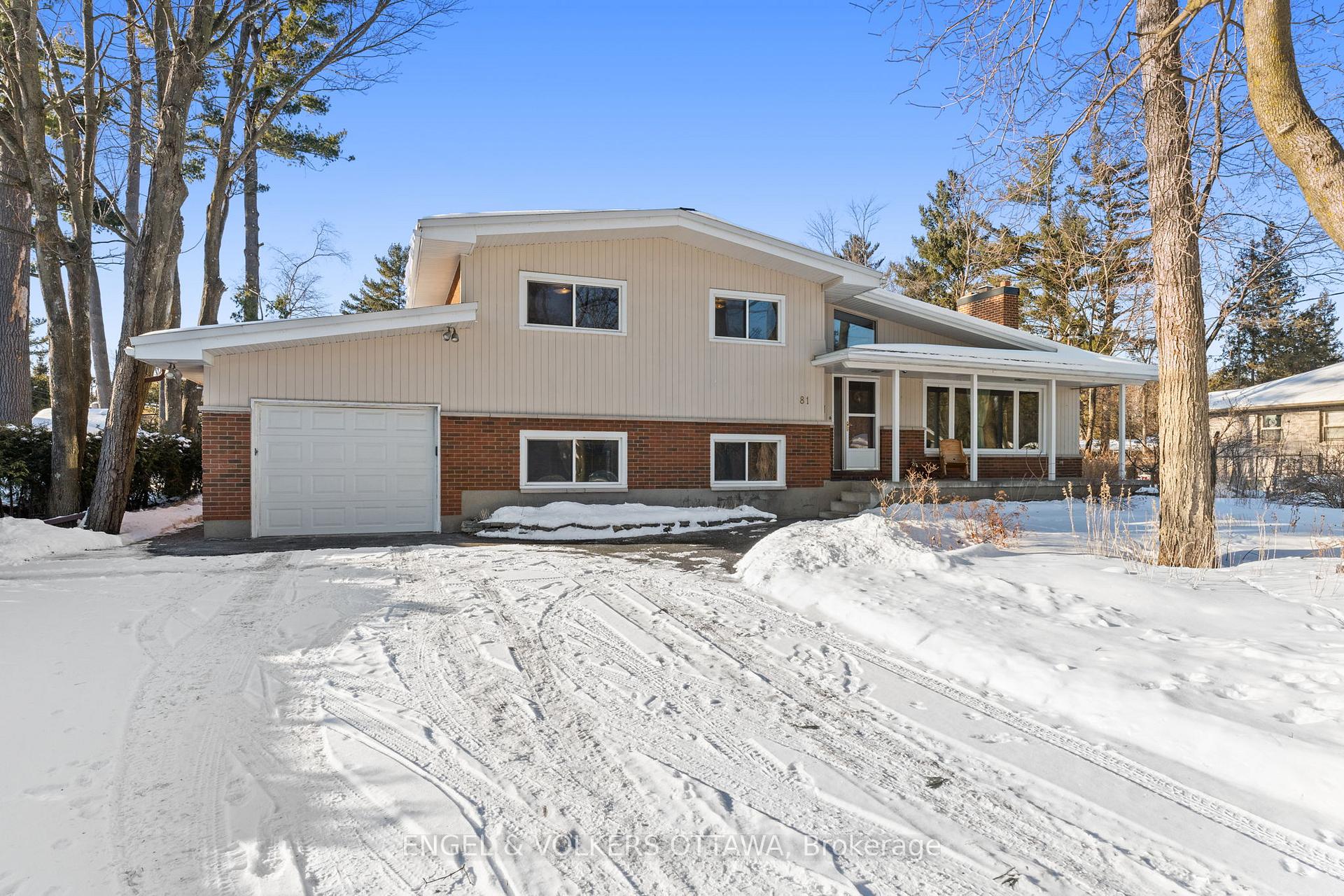 Photo 2 of 81 Grenfell Crescent, Ottawa, Grenfell Glen — HOMEH