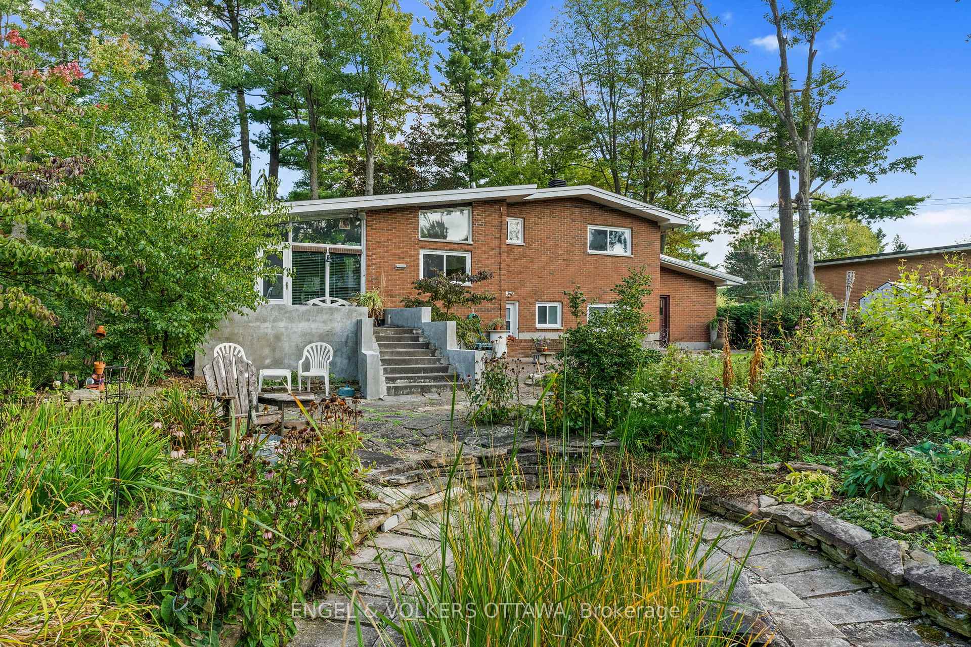 Photo 28 of 81 Grenfell Crescent, Ottawa, Grenfell Glen — HOMEH